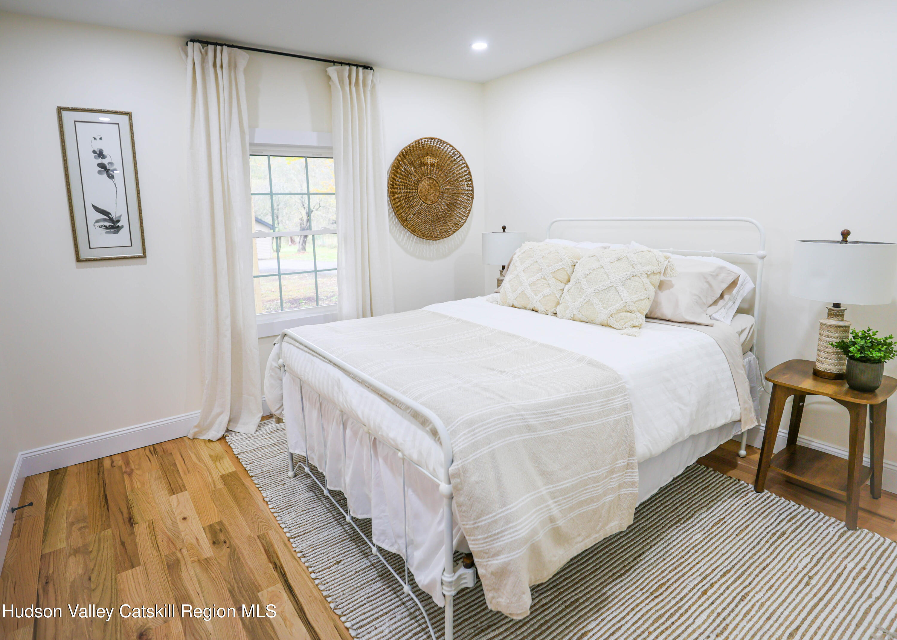 169 W Saugerties Road Road