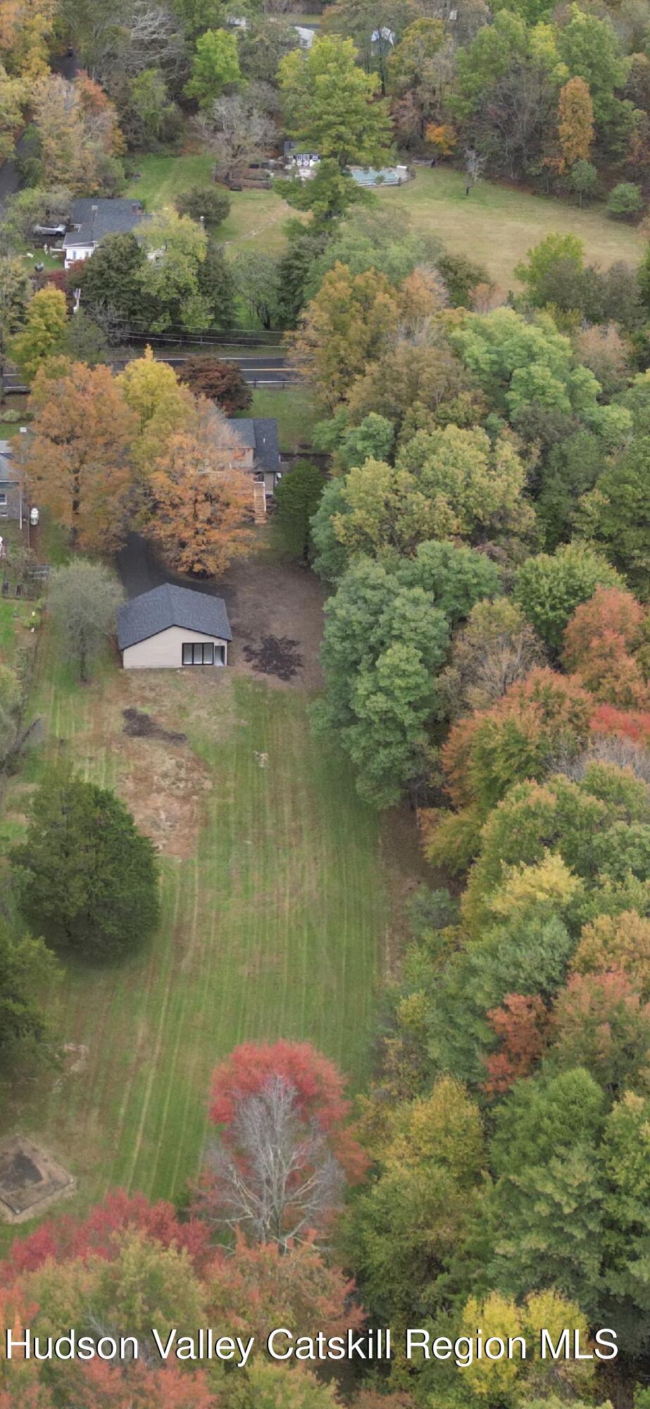 169 W Saugerties Road Road