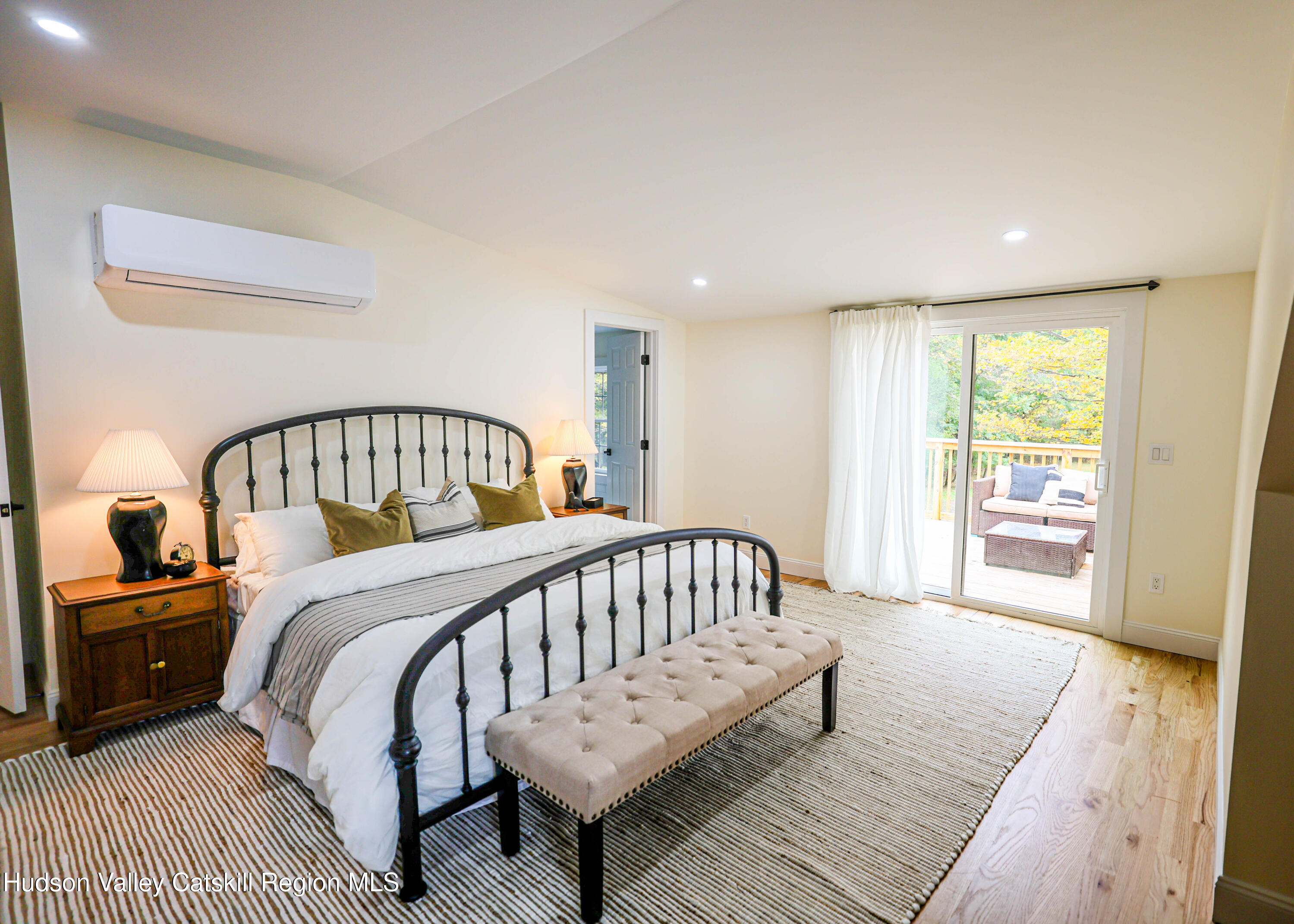 169 W Saugerties Road Road