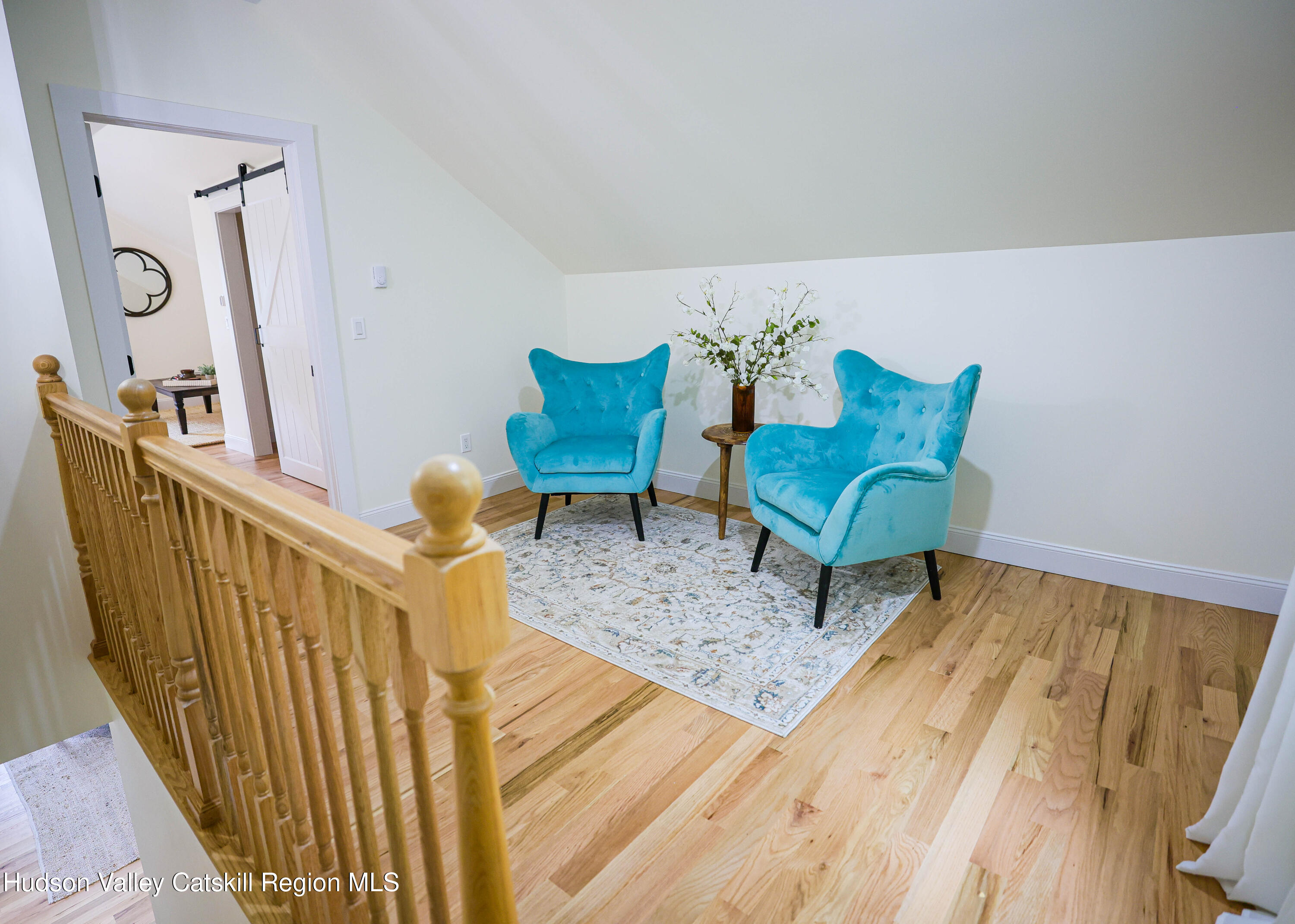 169 W Saugerties Road Road