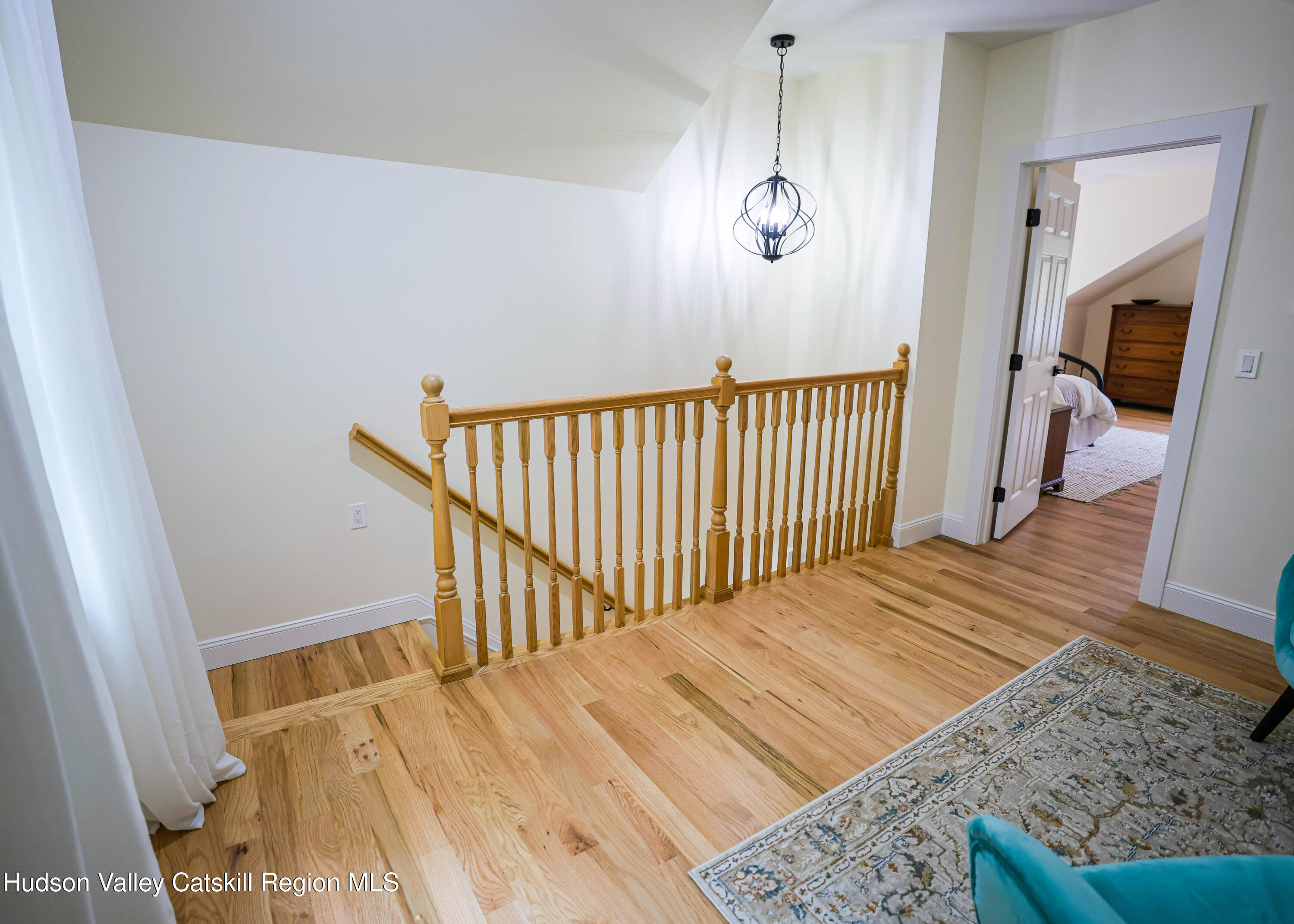 169 W Saugerties Road Road