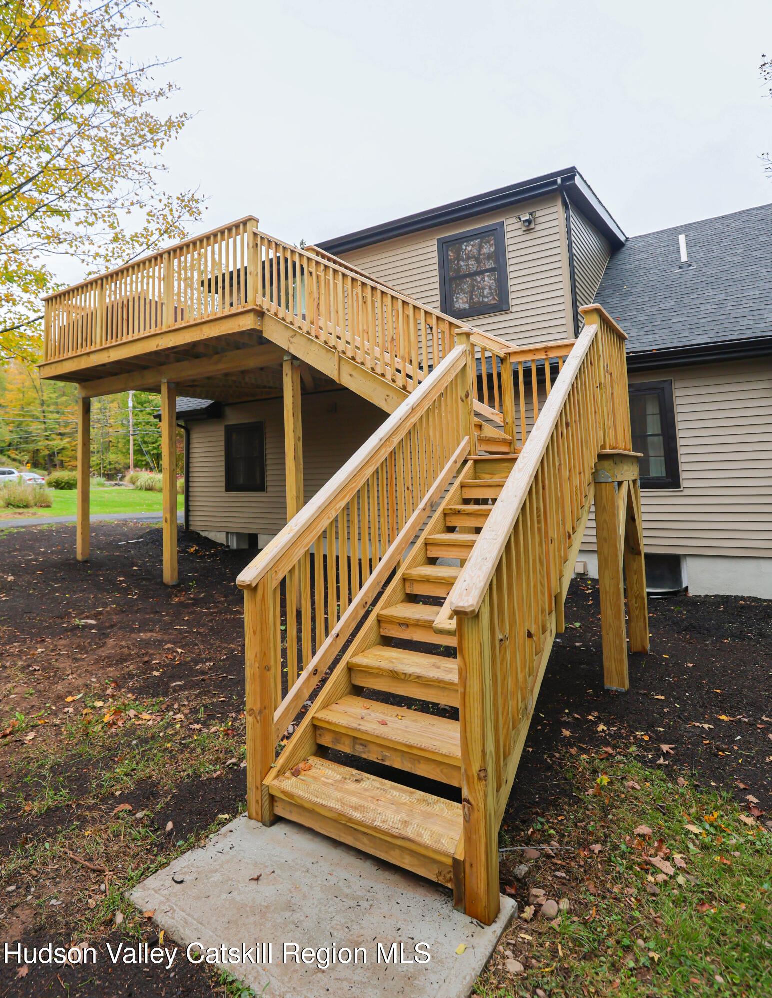 169 W Saugerties Road Road