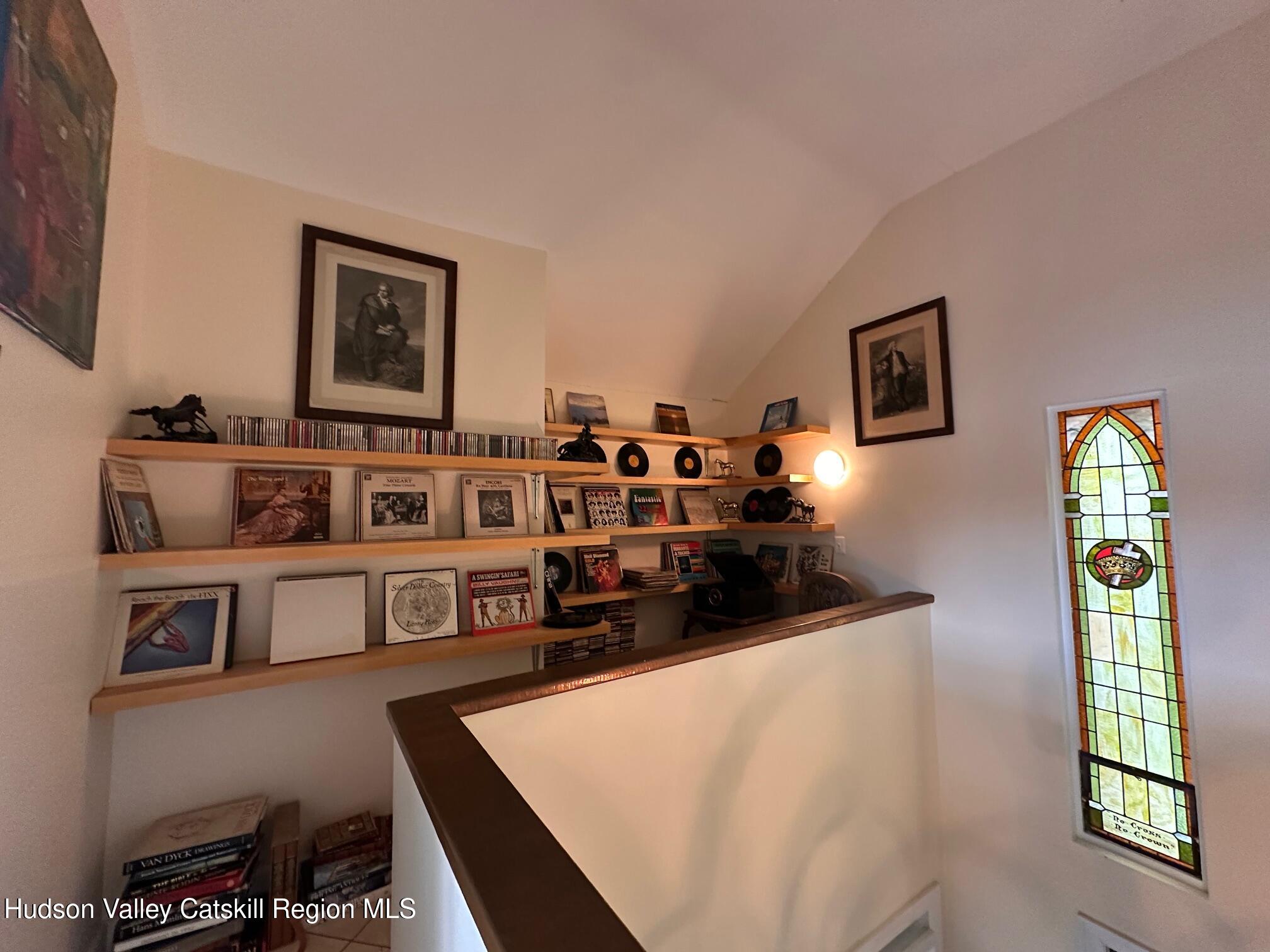 54 Deak Lane, Saugerties