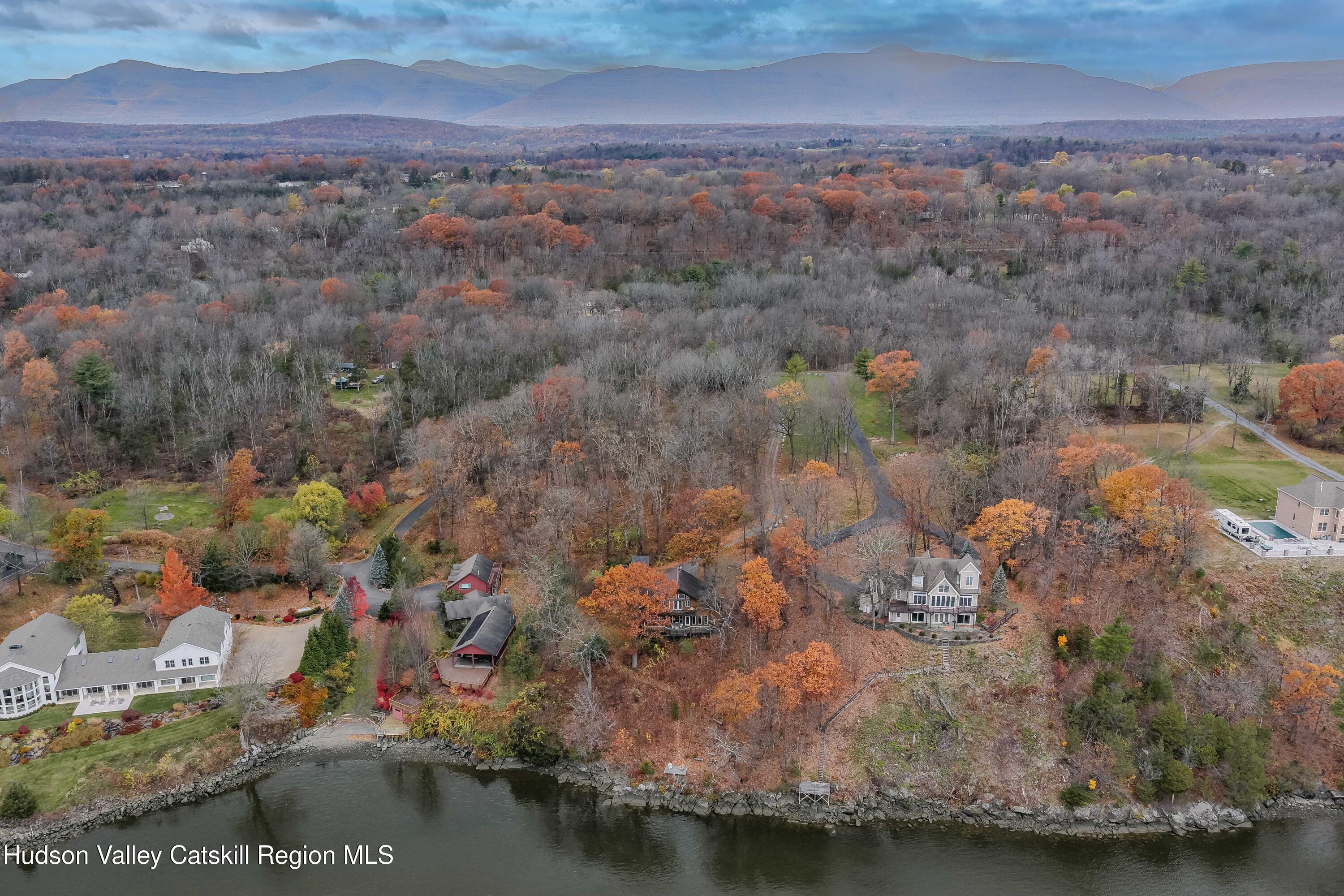 54 Deak Lane, Saugerties