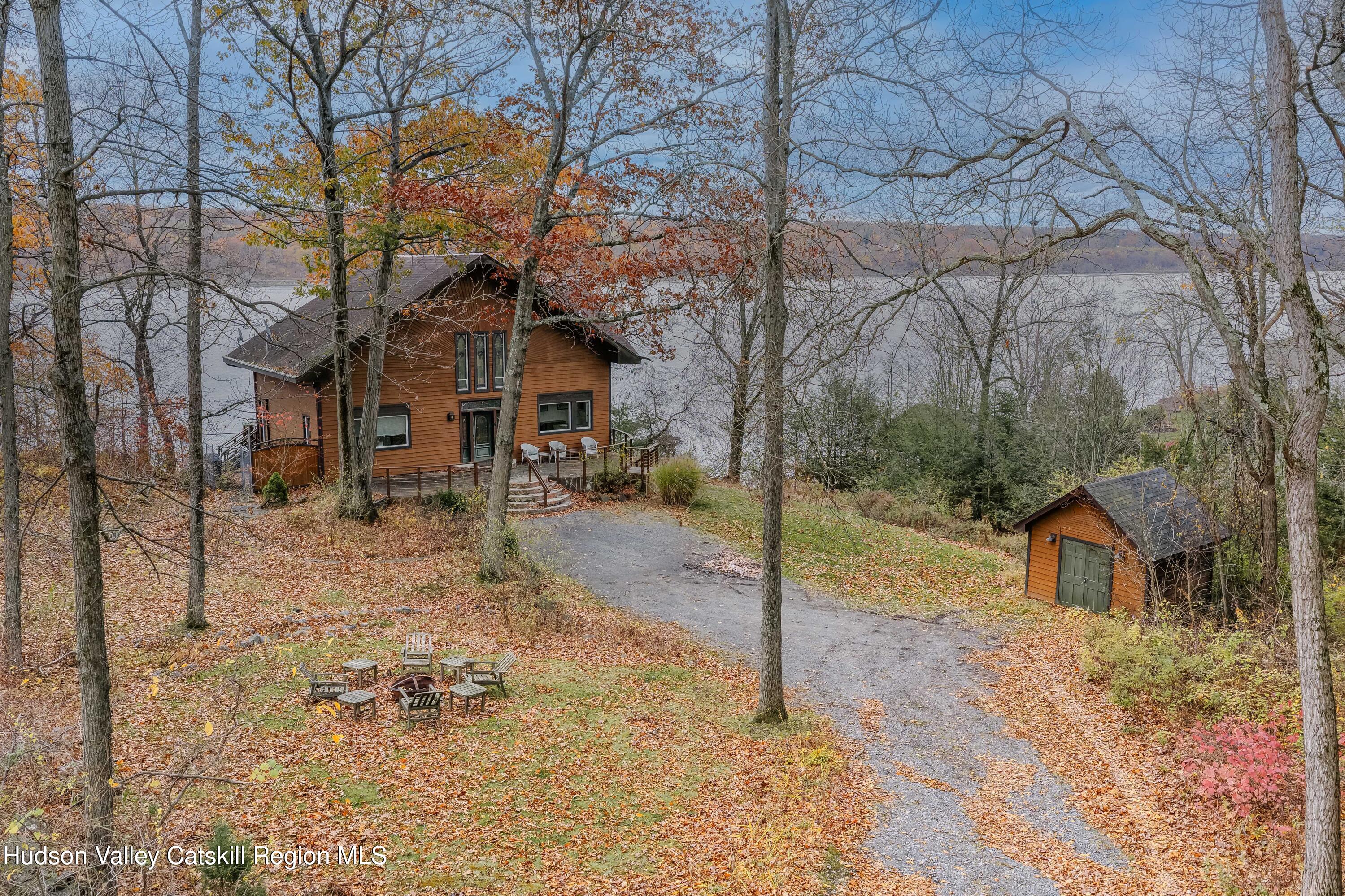 54 Deak Lane, Saugerties