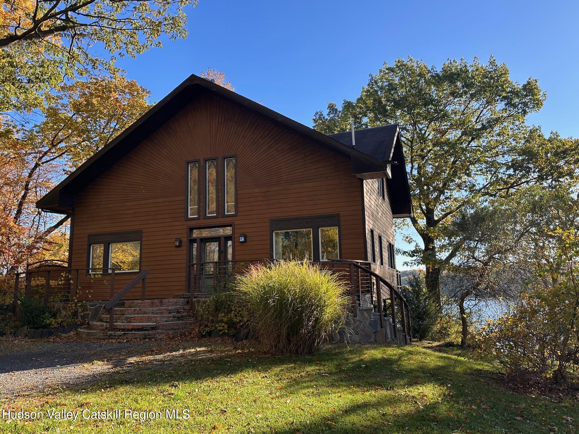 54 Deak Lane, Saugerties