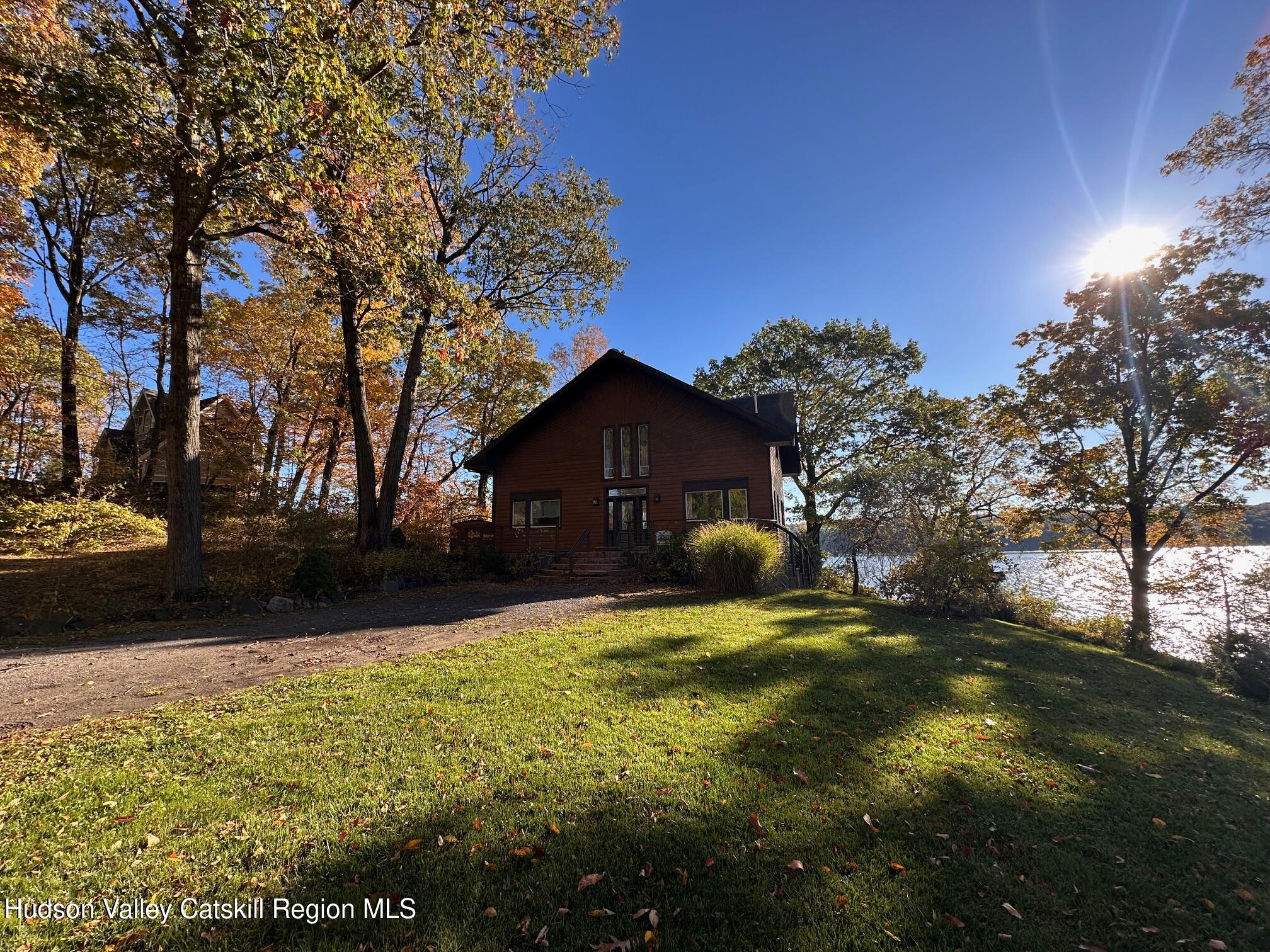 54 Deak Lane, Saugerties