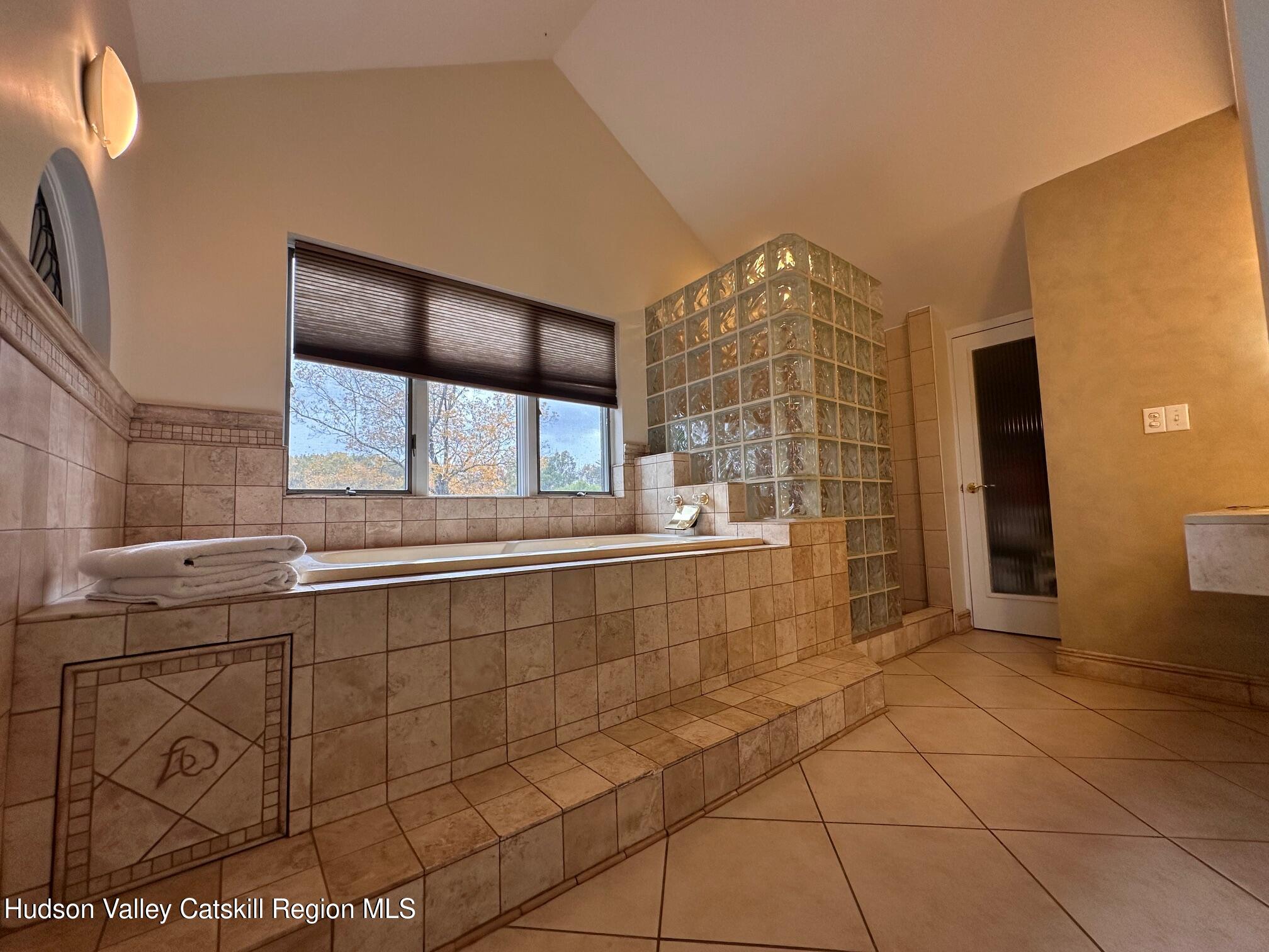 54 Deak Lane, Saugerties