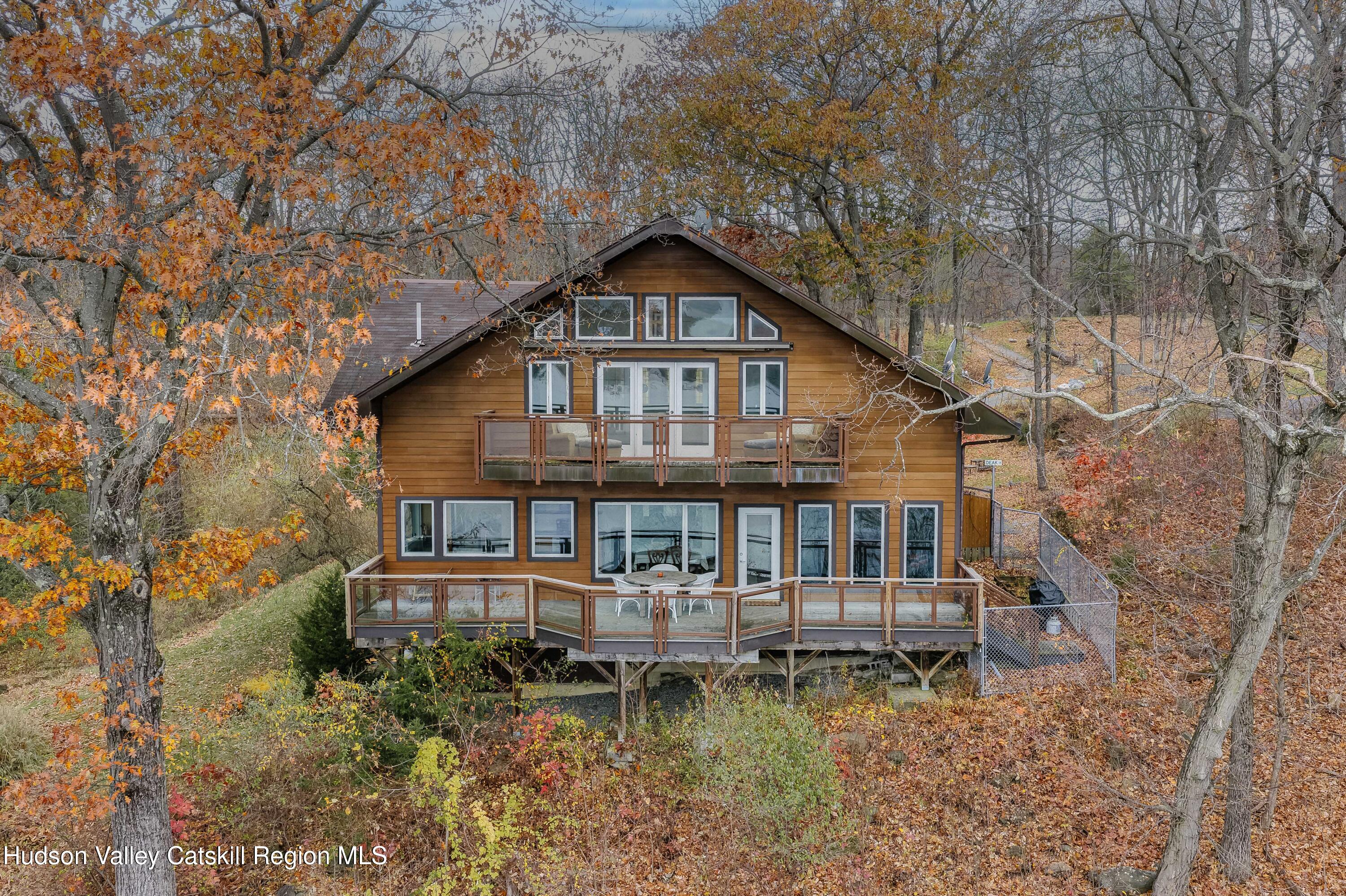 54 Deak Lane, Saugerties