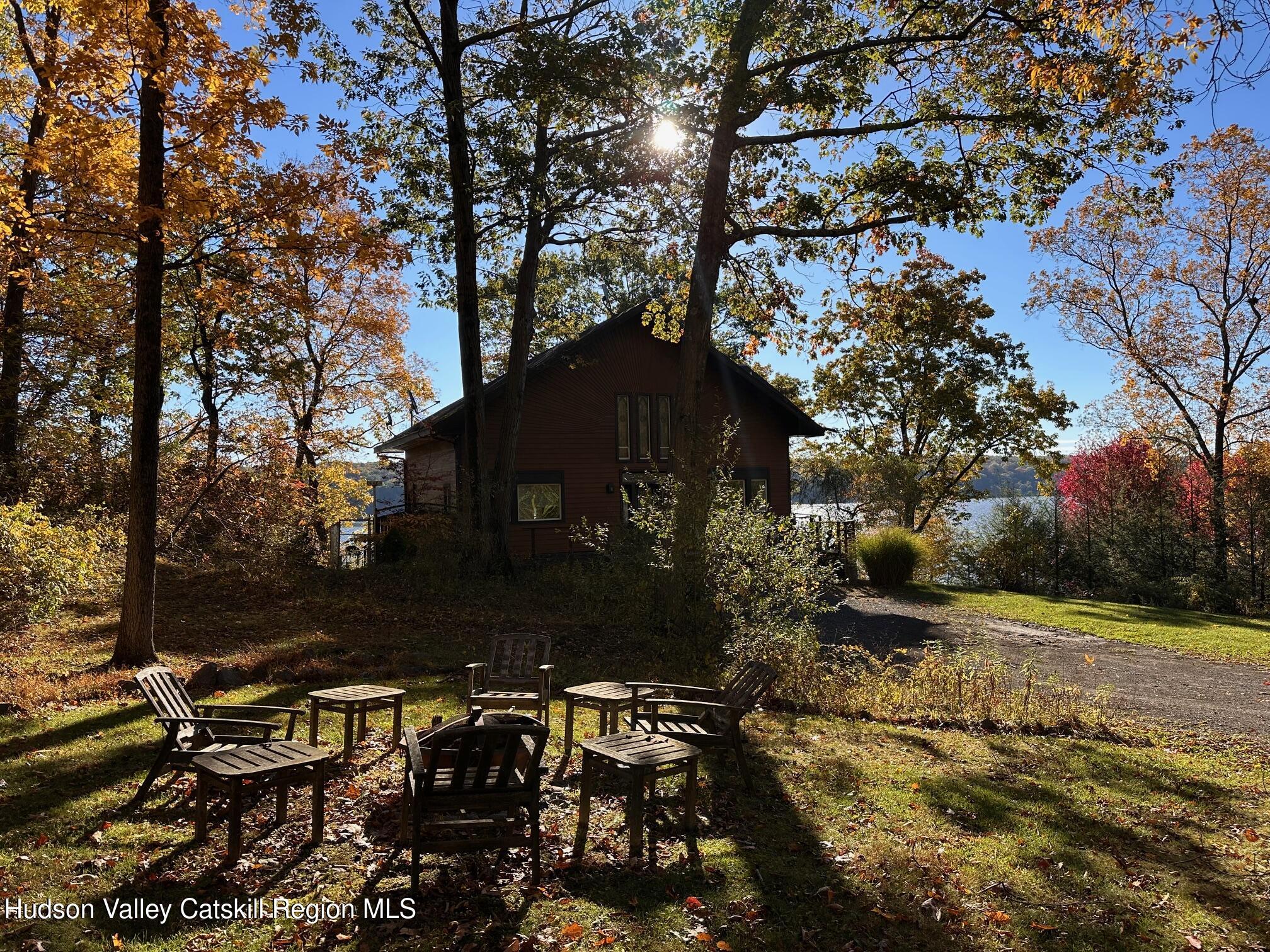 54 Deak Lane, Saugerties