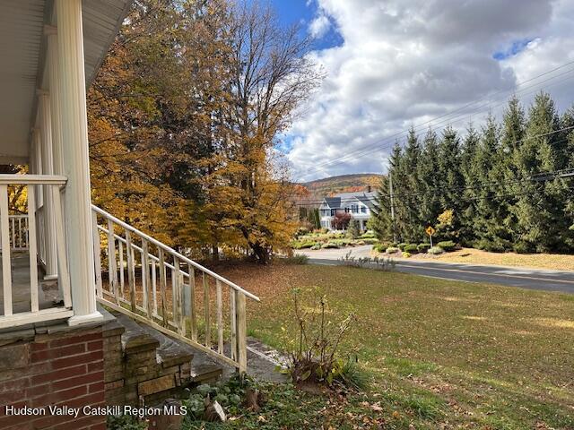 340 Vineyard Avenue, Highland