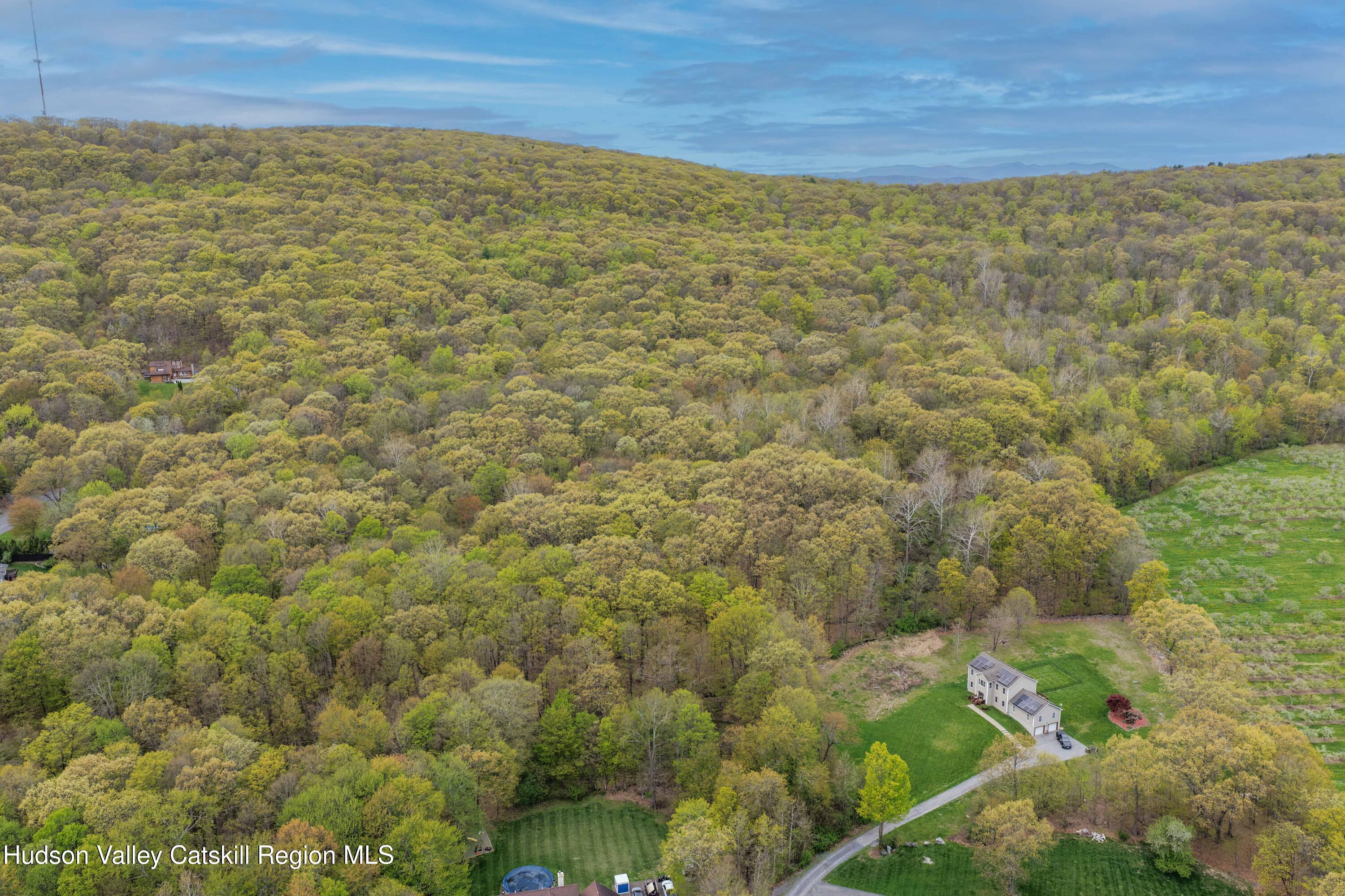 340 Vineyard Avenue, Highland
