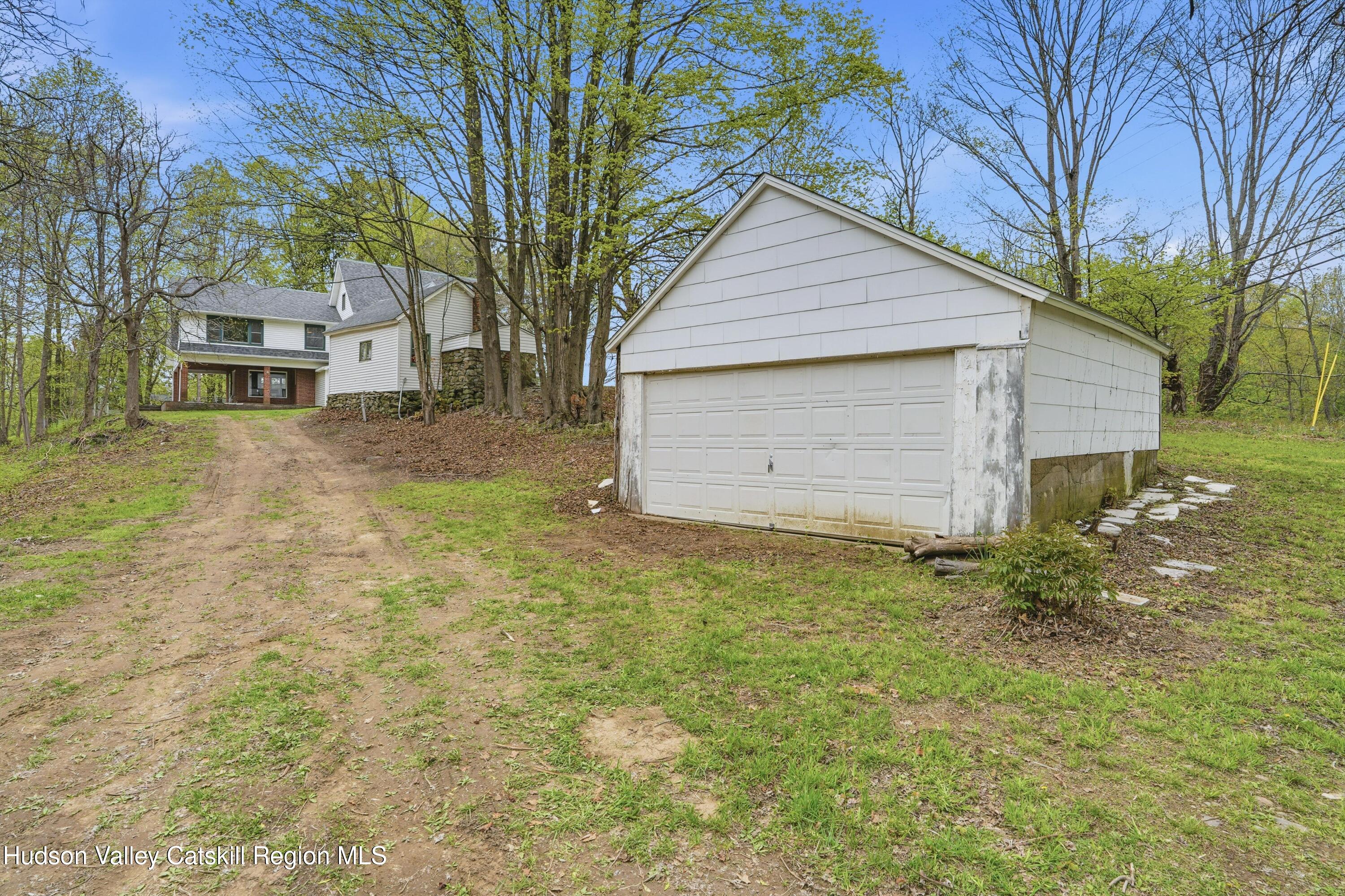 340 Vineyard Avenue, Highland