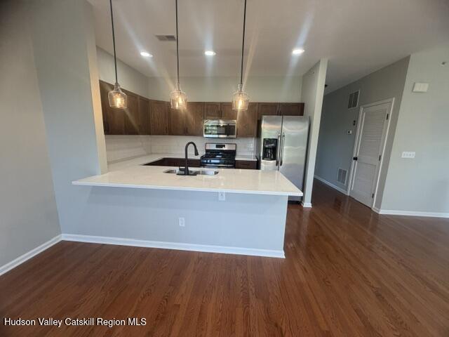 106 Commons Lane
