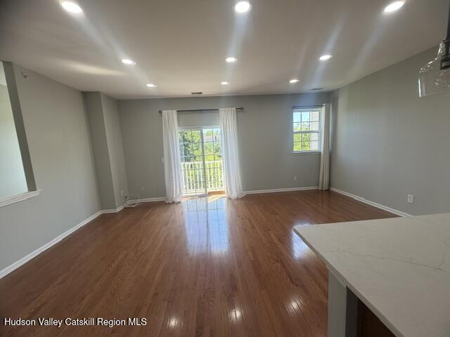 106 Commons Lane