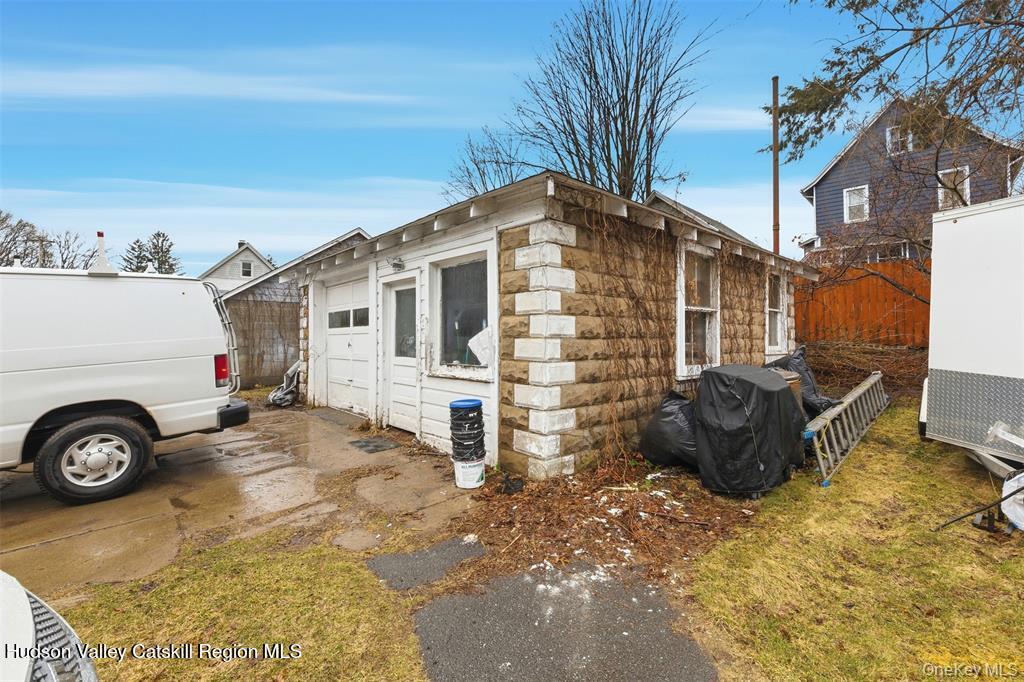 127 E Chester Street