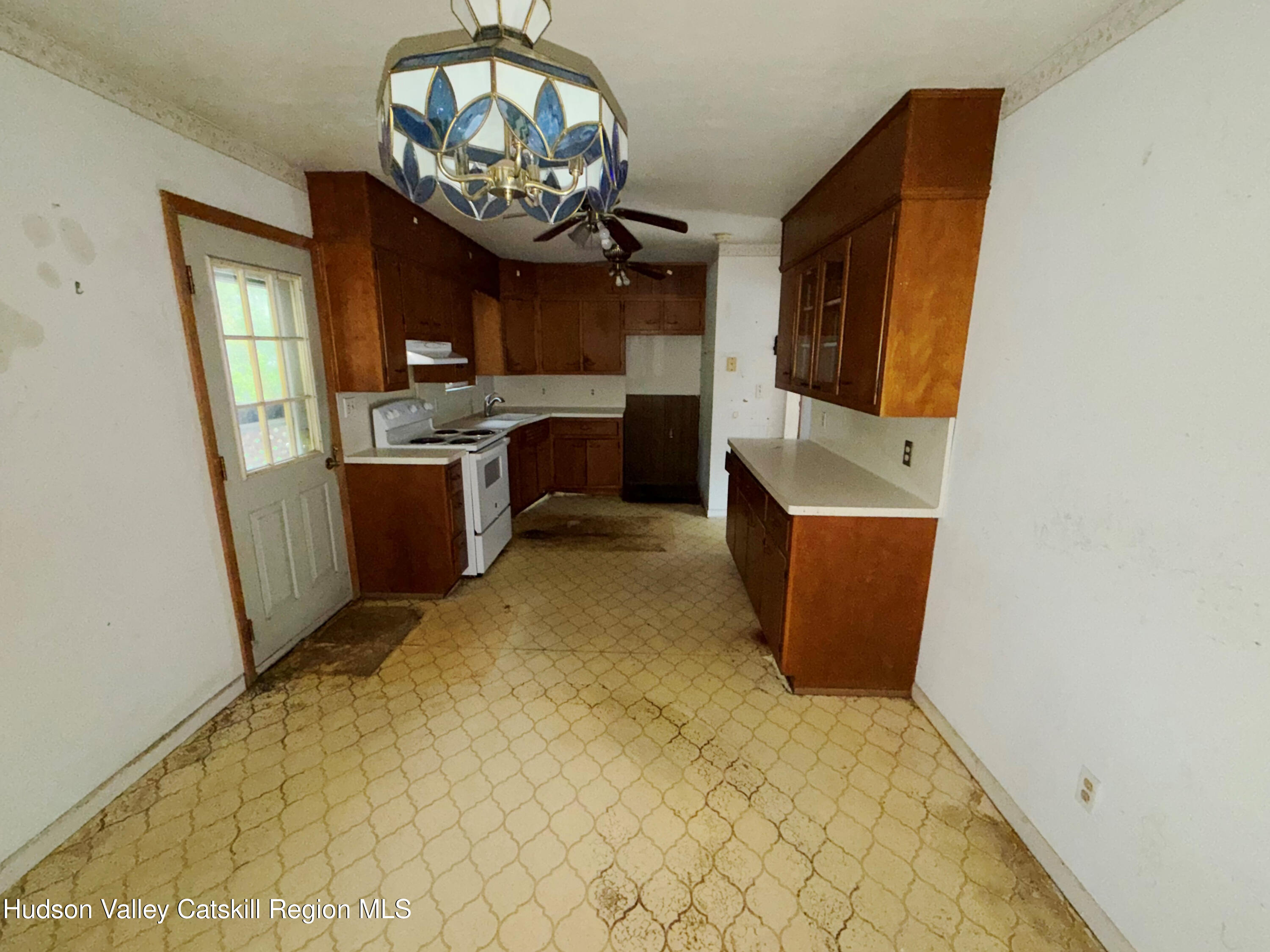 77 Appletree Drive
