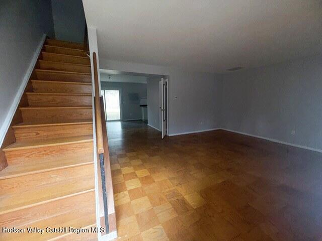 10 B Holland Drive
