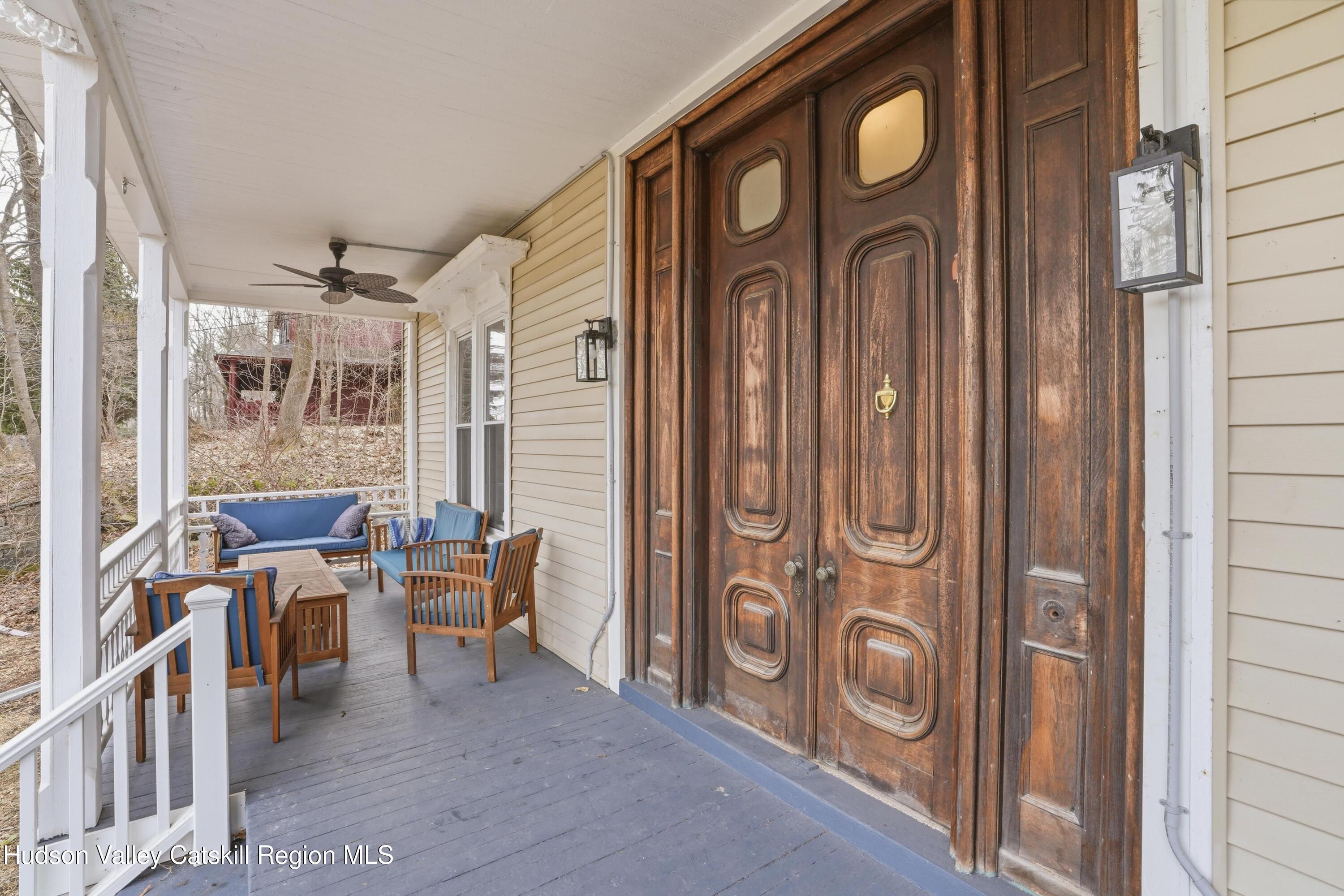 1131 Main Street