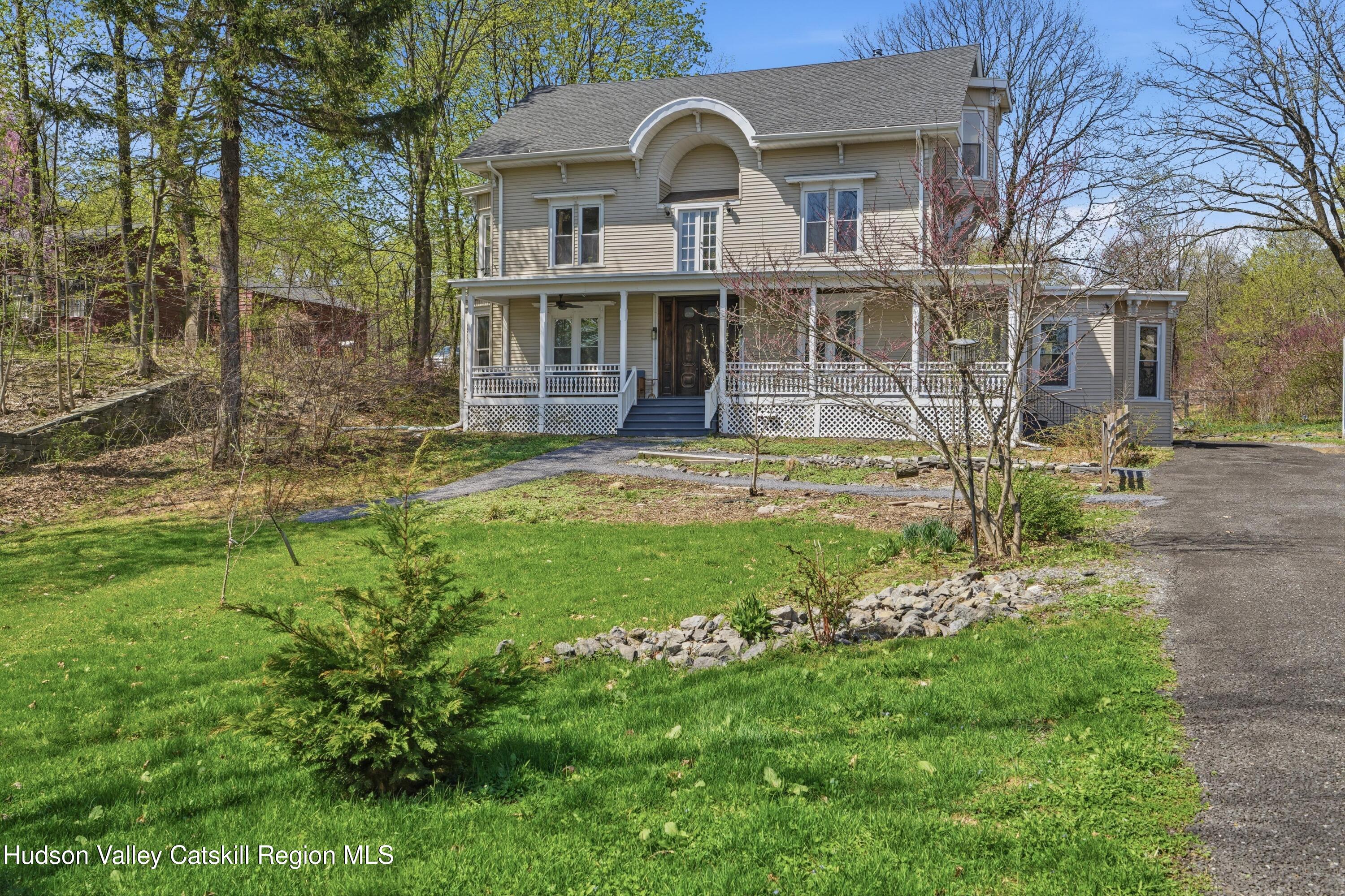 1131 Main Street