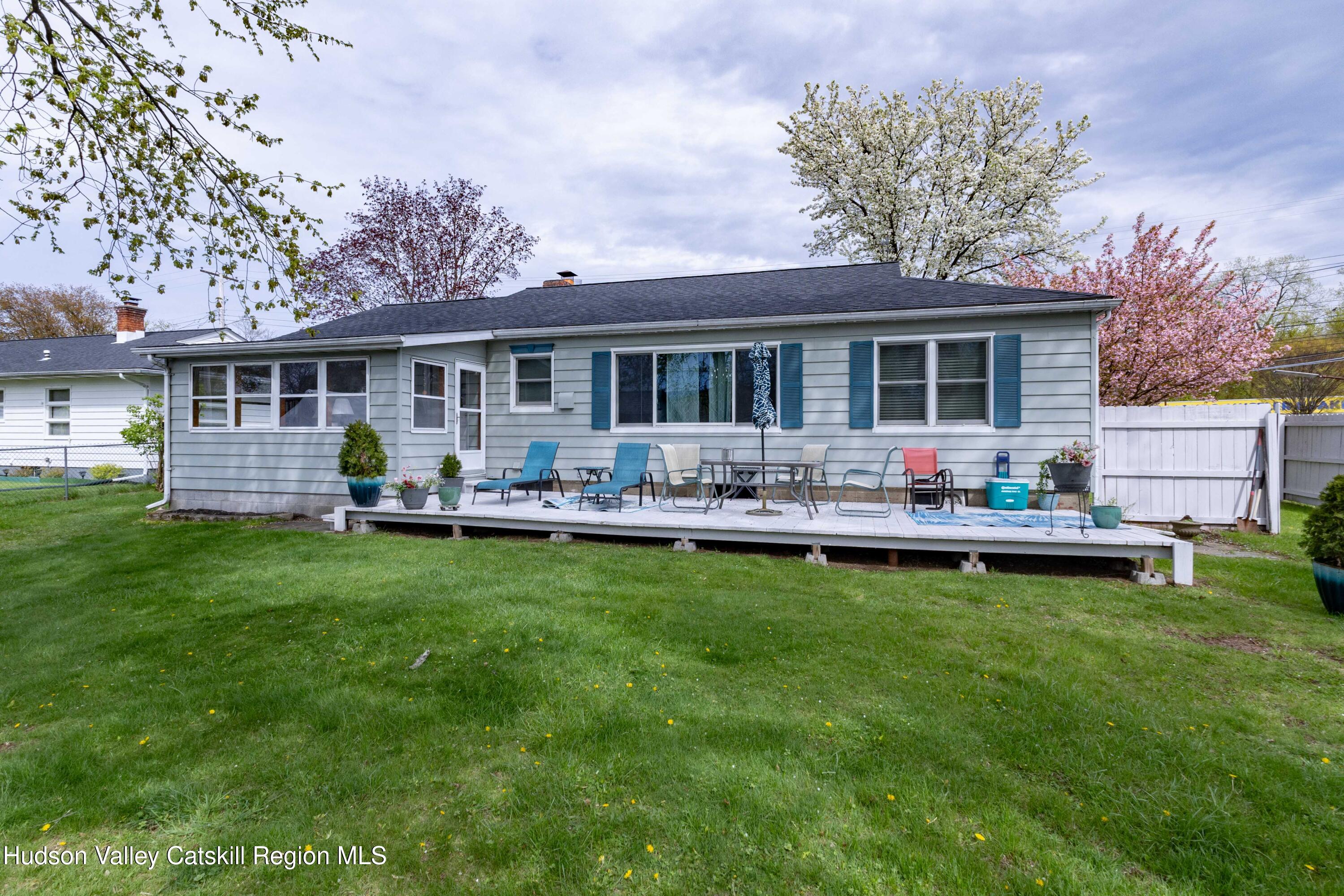 5 Simmons Drive
