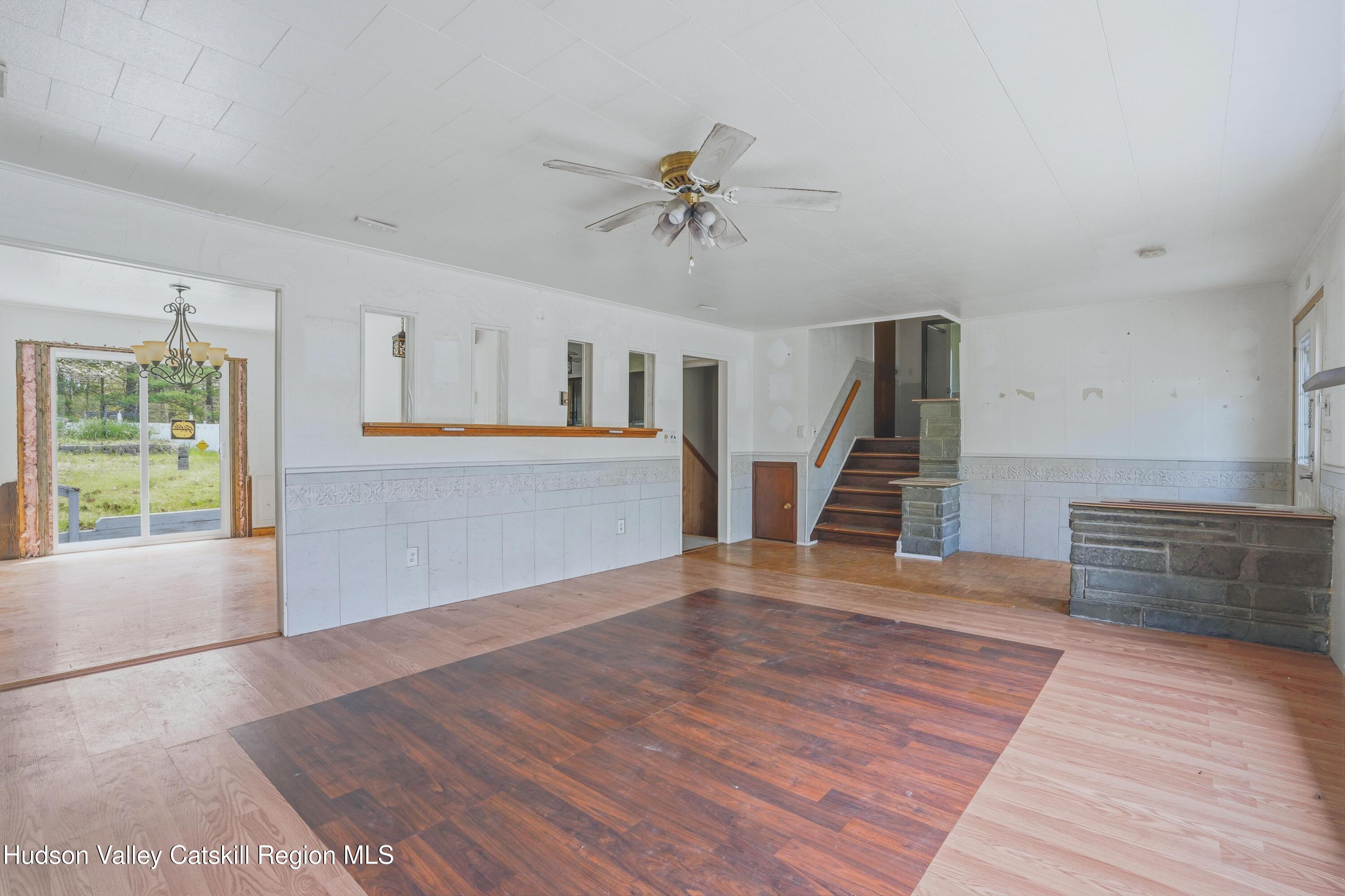 103 Laurel Lane