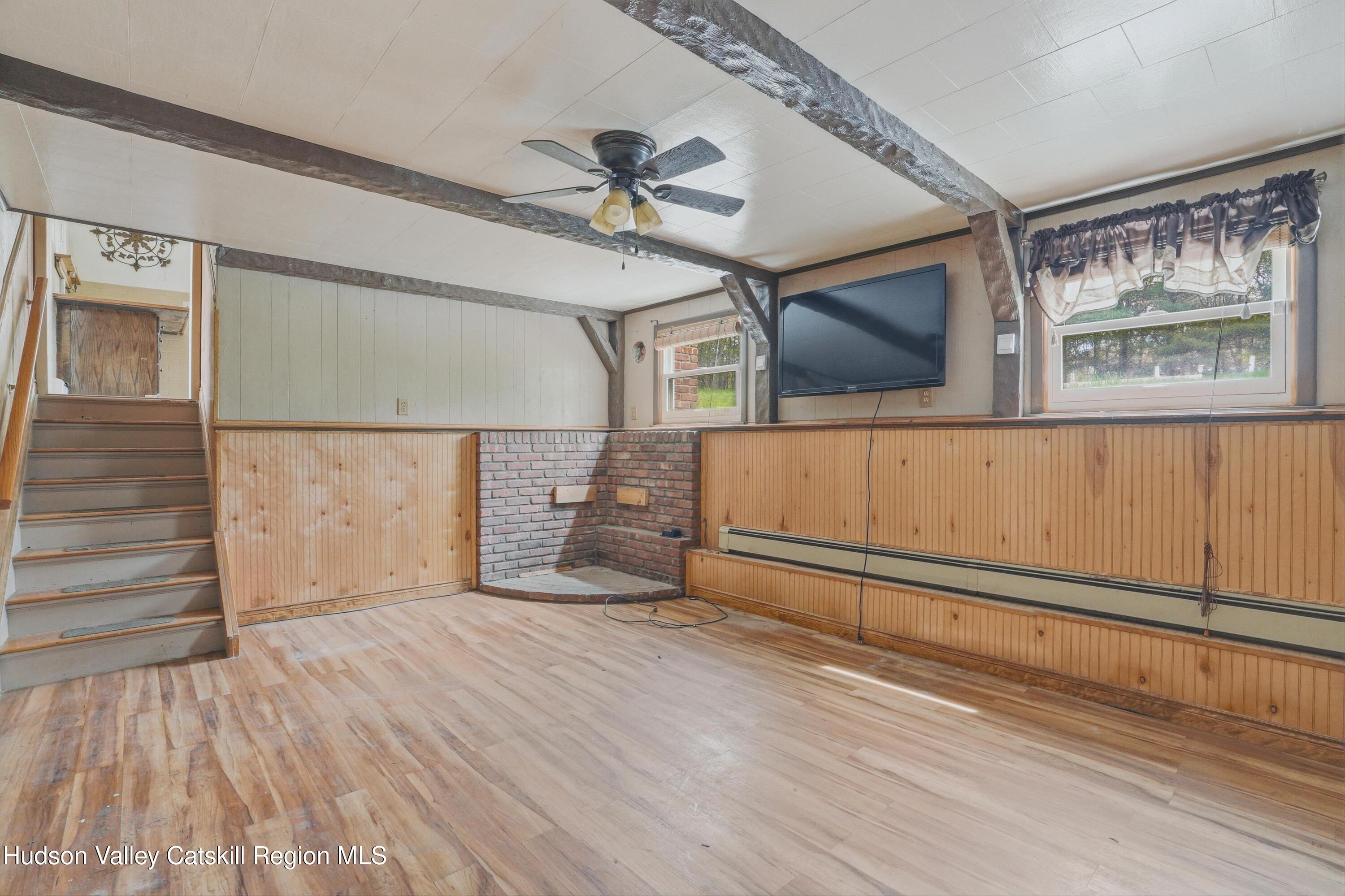 103 Laurel Lane