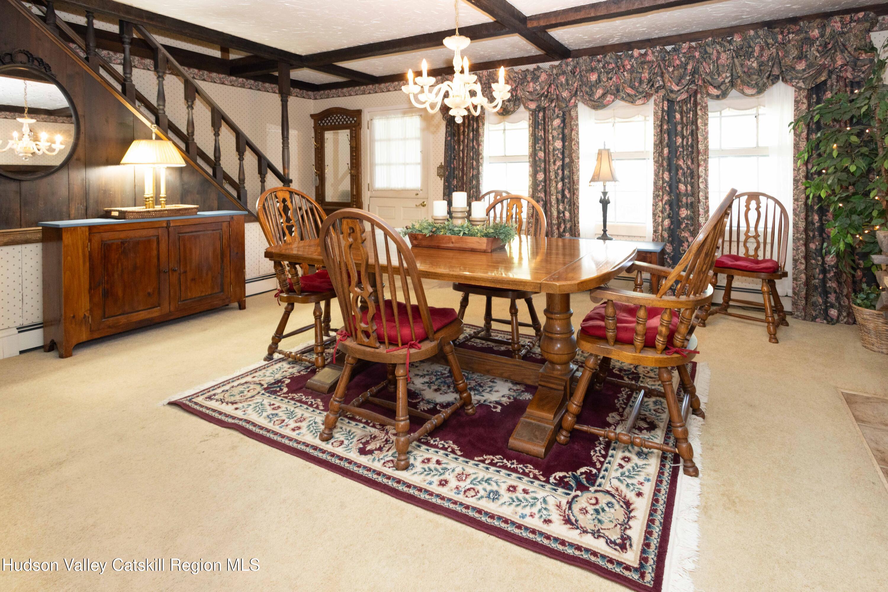25 Meadowbrook Drive