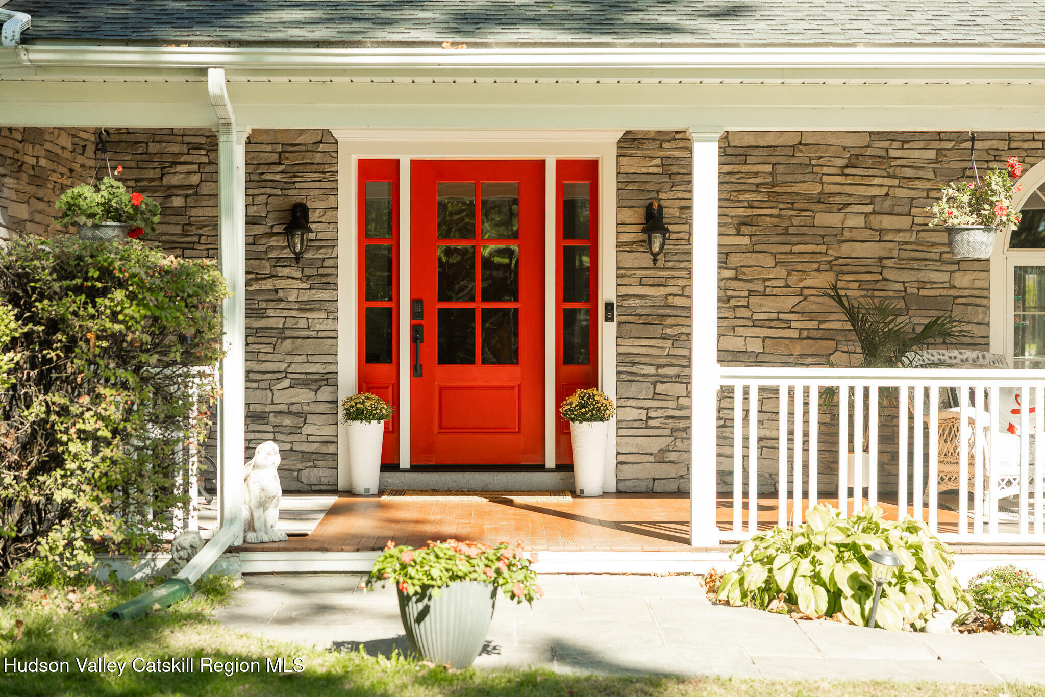 20 Ferry Street