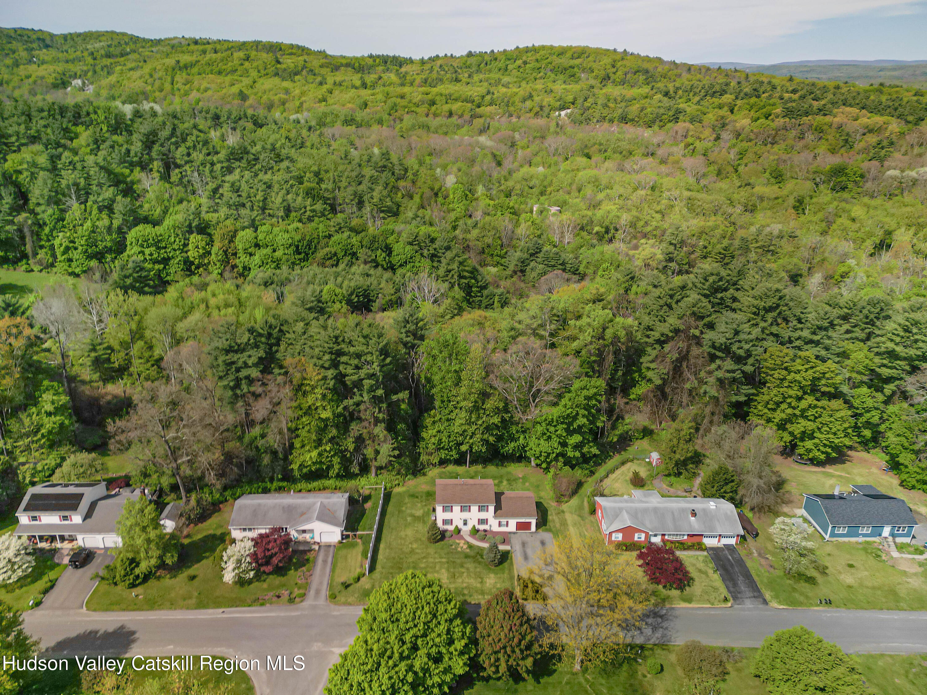 29 Colonial Drive
