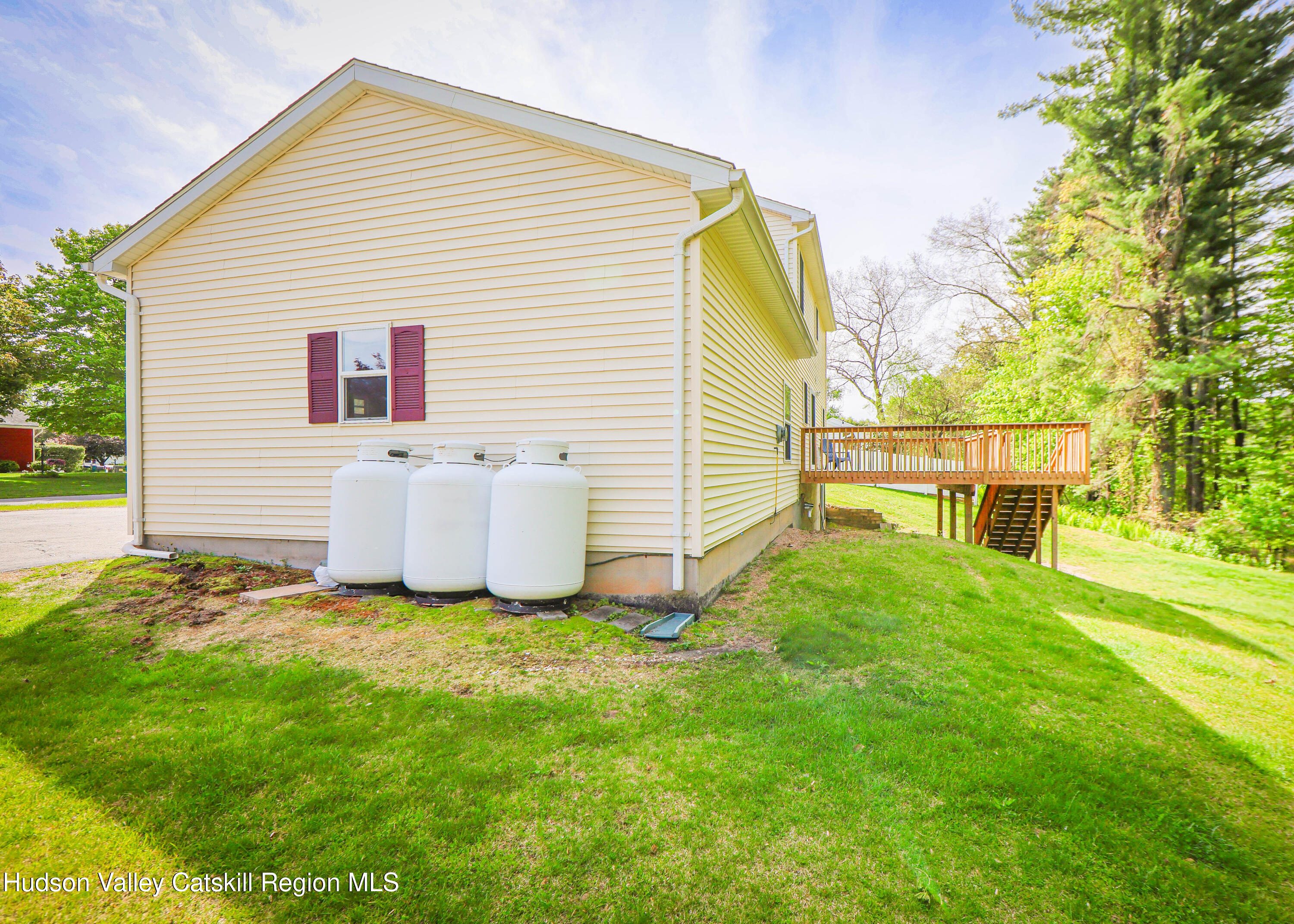 29 Colonial Drive