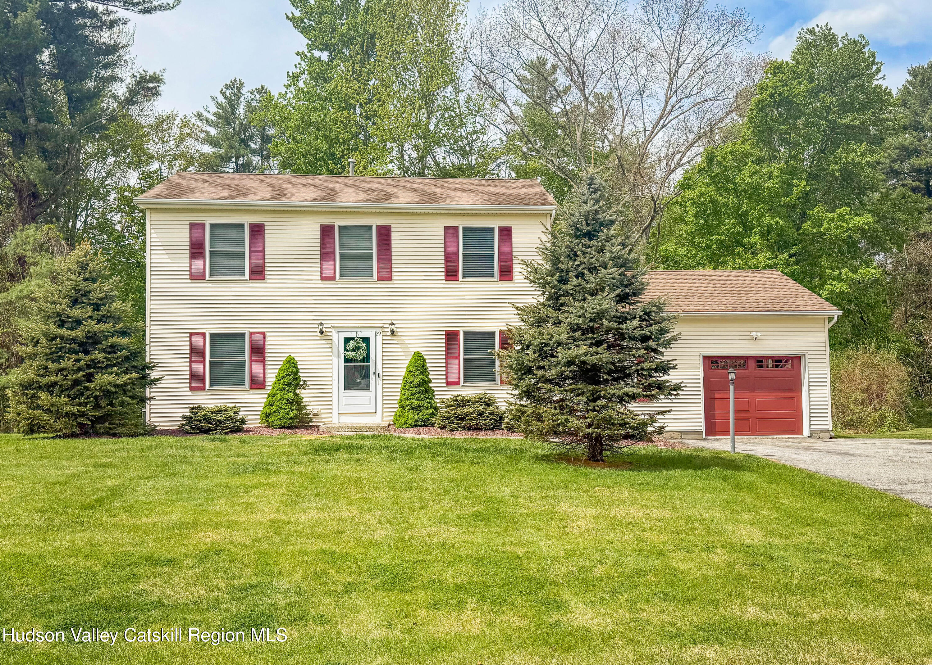 29 Colonial Drive