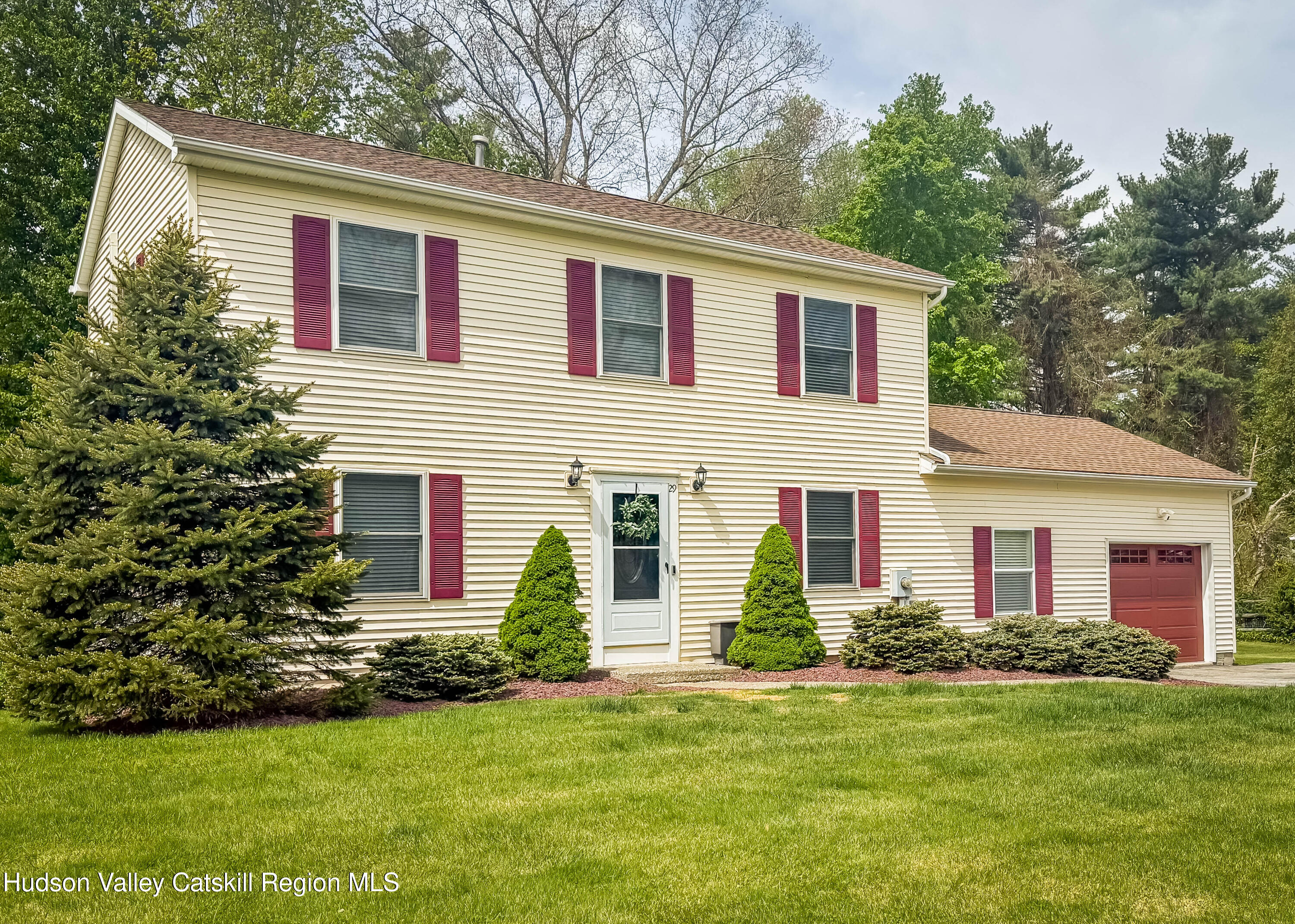 29 Colonial Drive