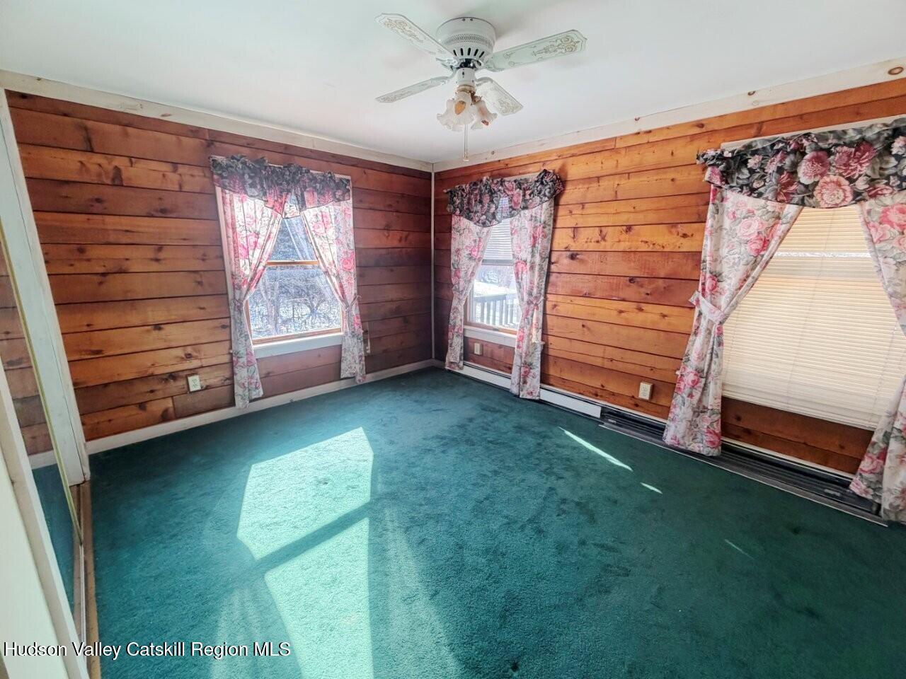 128 Debbie Drive