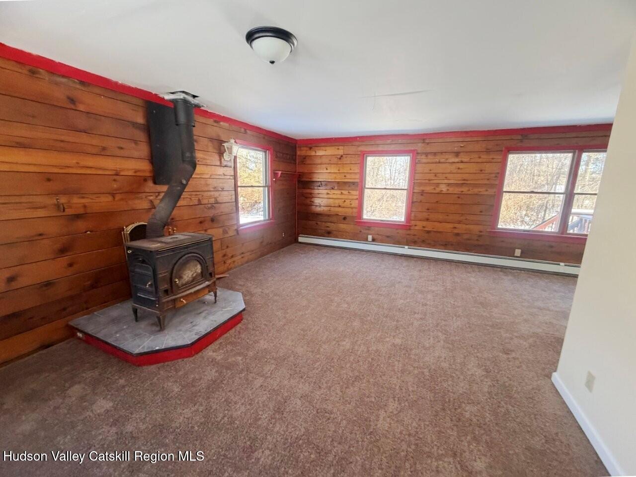 128 Debbie Drive