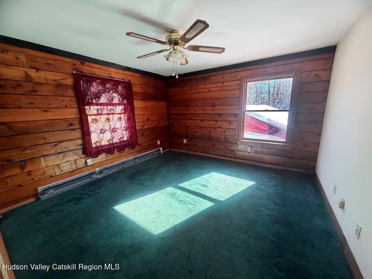 128 Debbie Drive