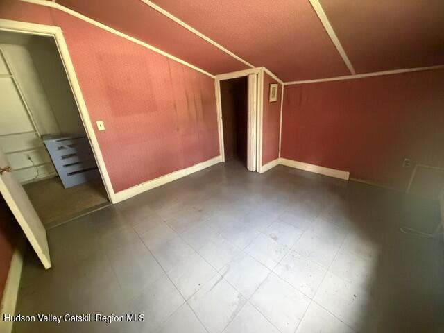 388 Fitzsimmons Road