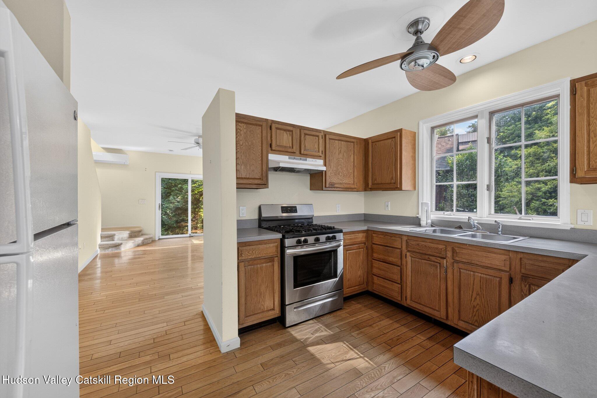 2 Cantines Island Lane