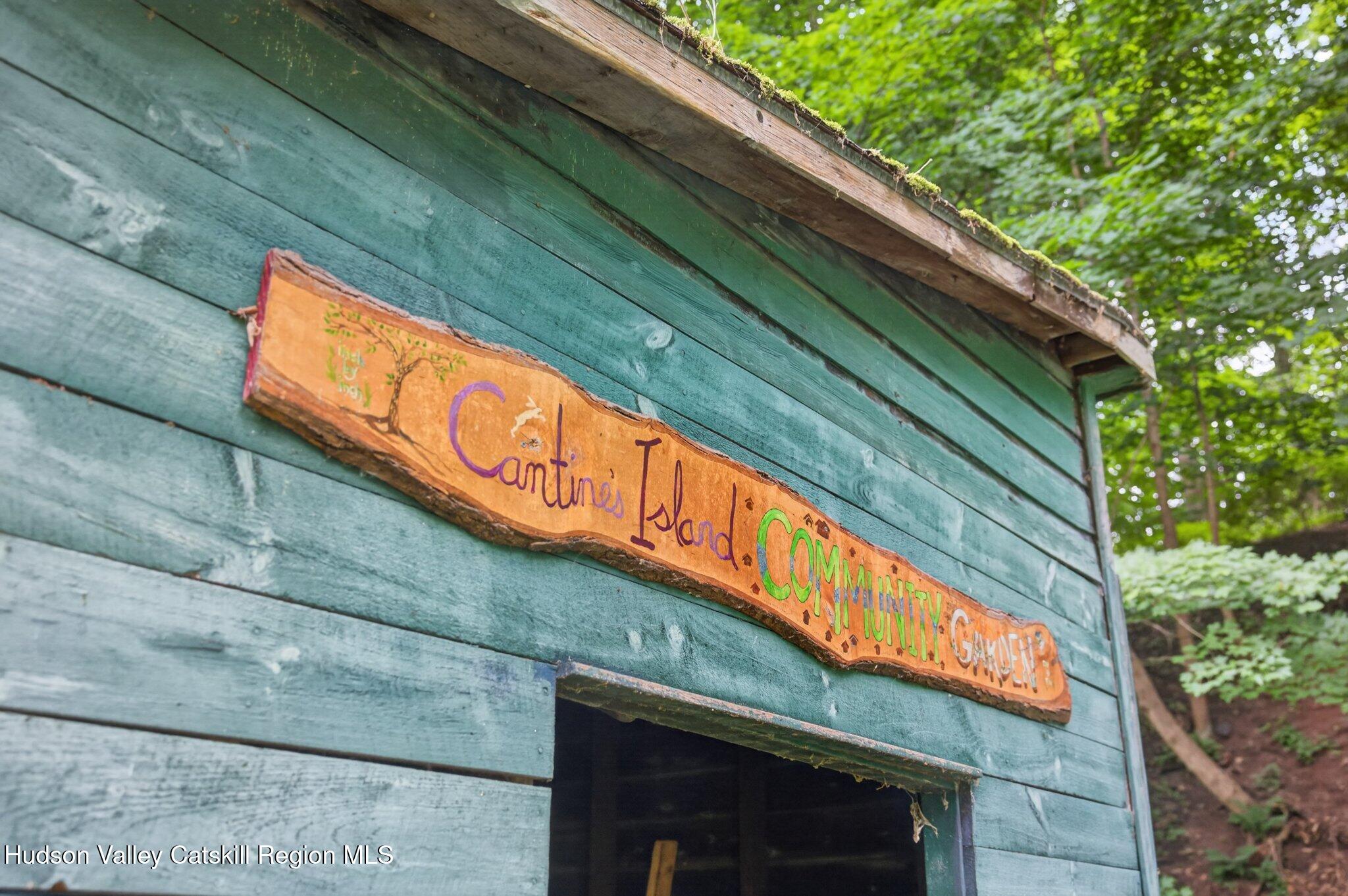 2 Cantines Island Lane
