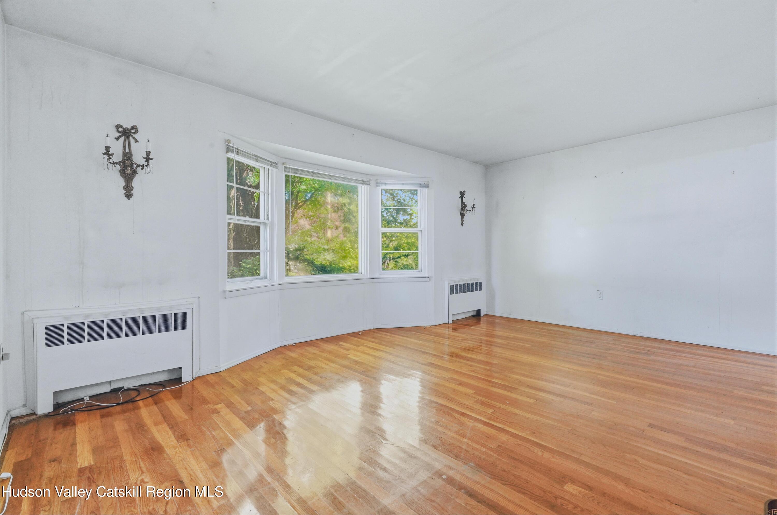 2 Cedar Lane