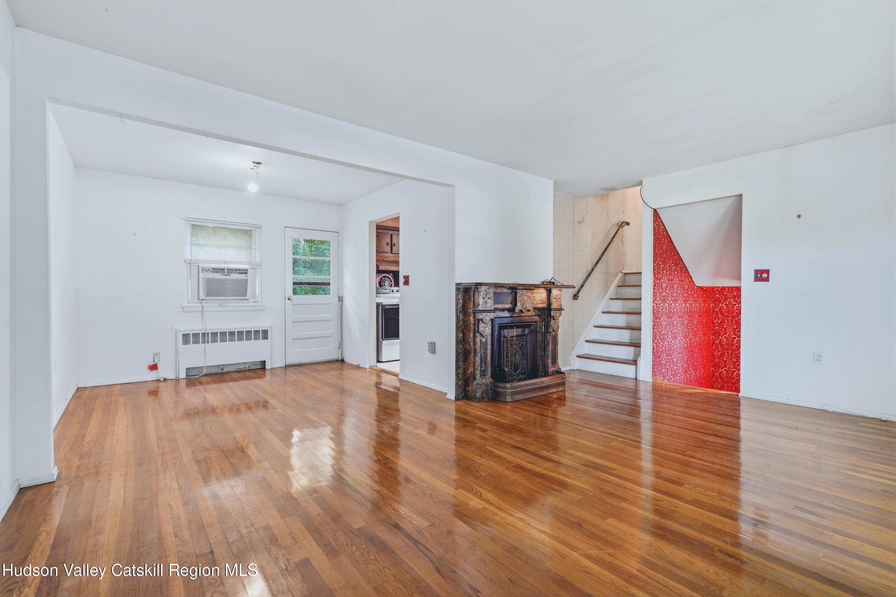 2 Cedar Lane