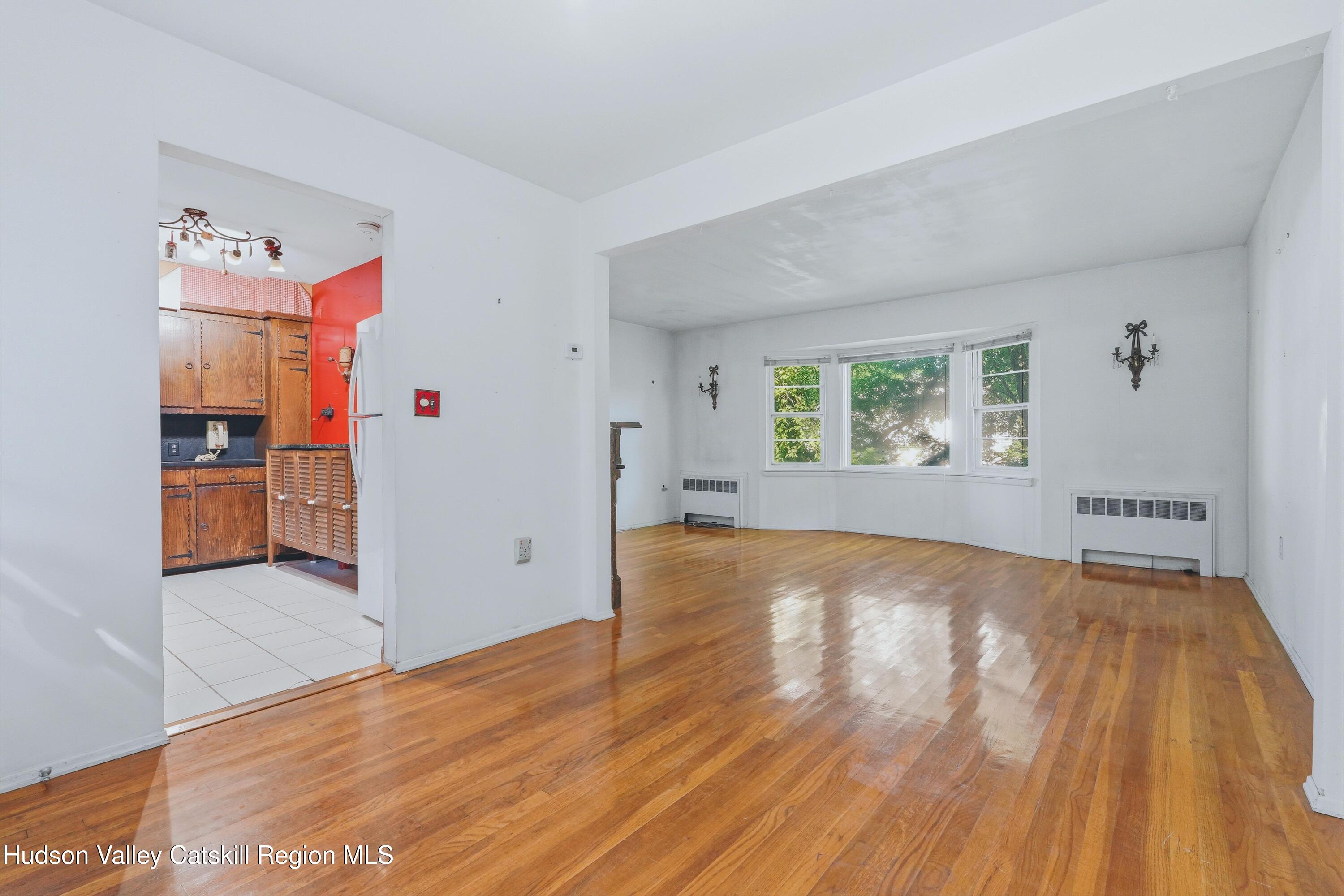 2 Cedar Lane