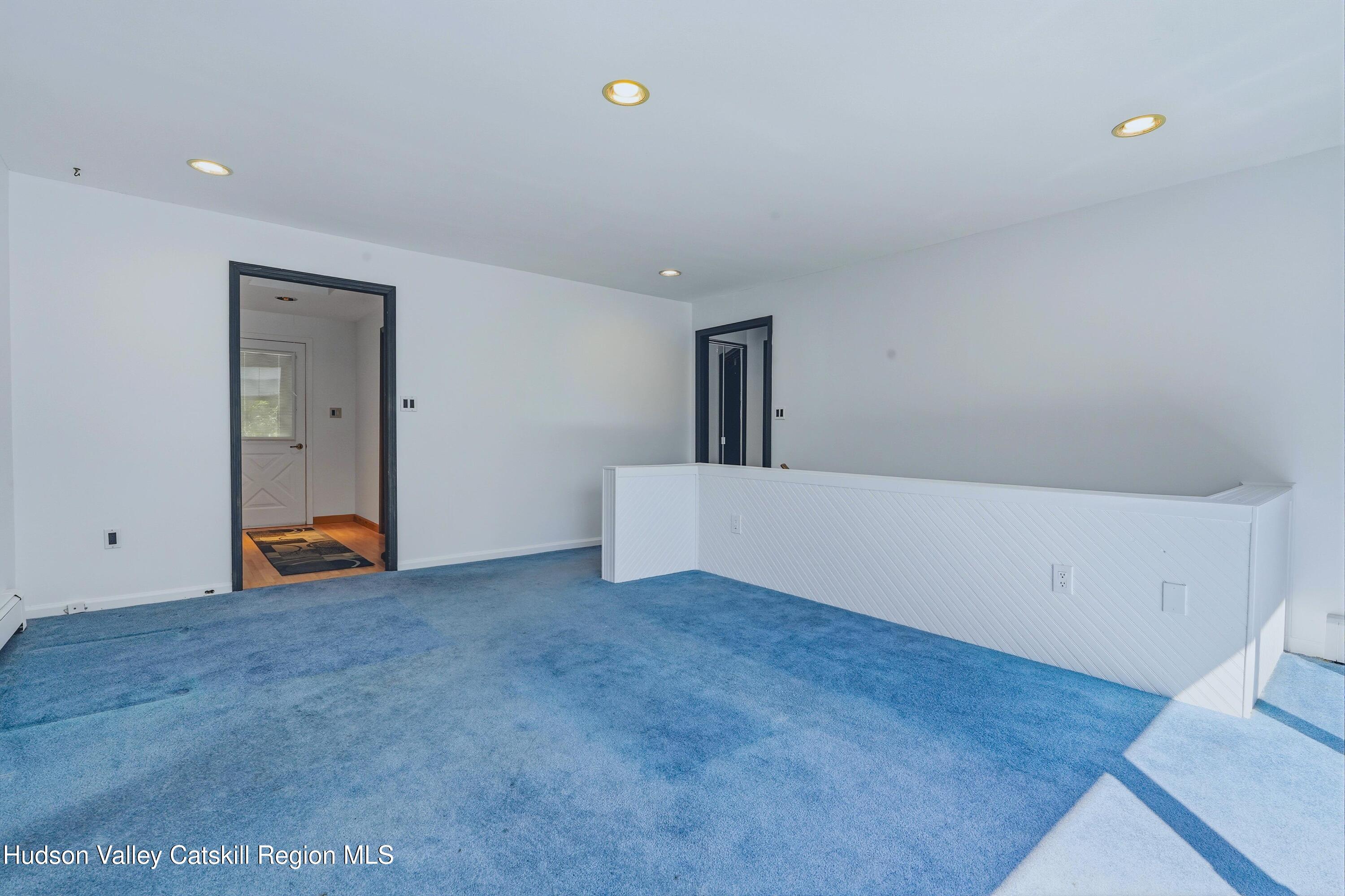 10 Manorville Road