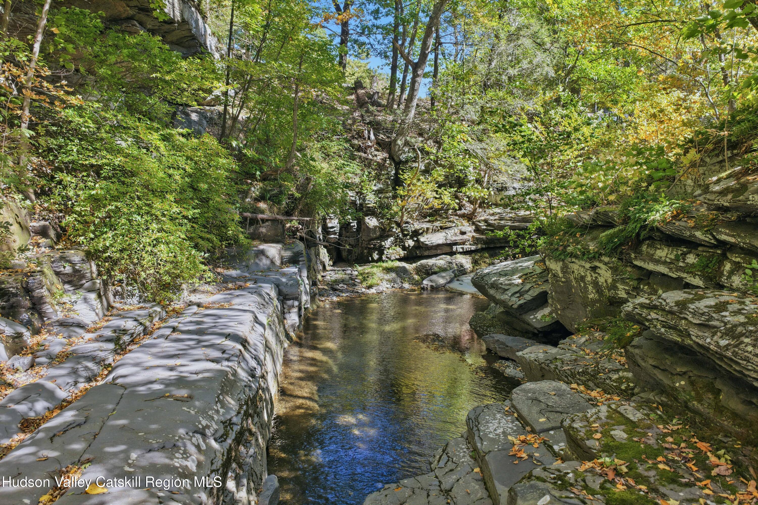 10 Manorville Road