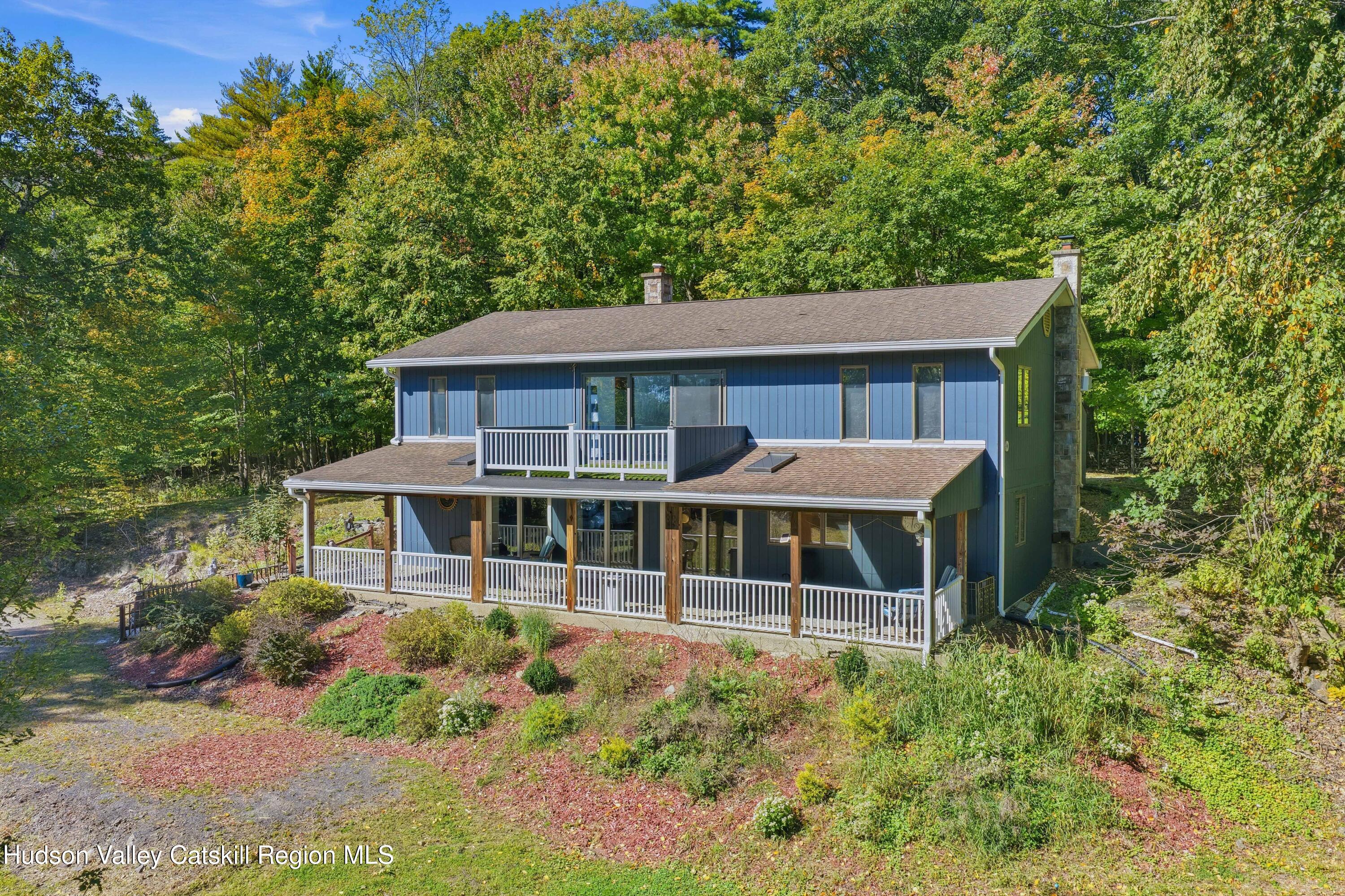 10 Manorville Road