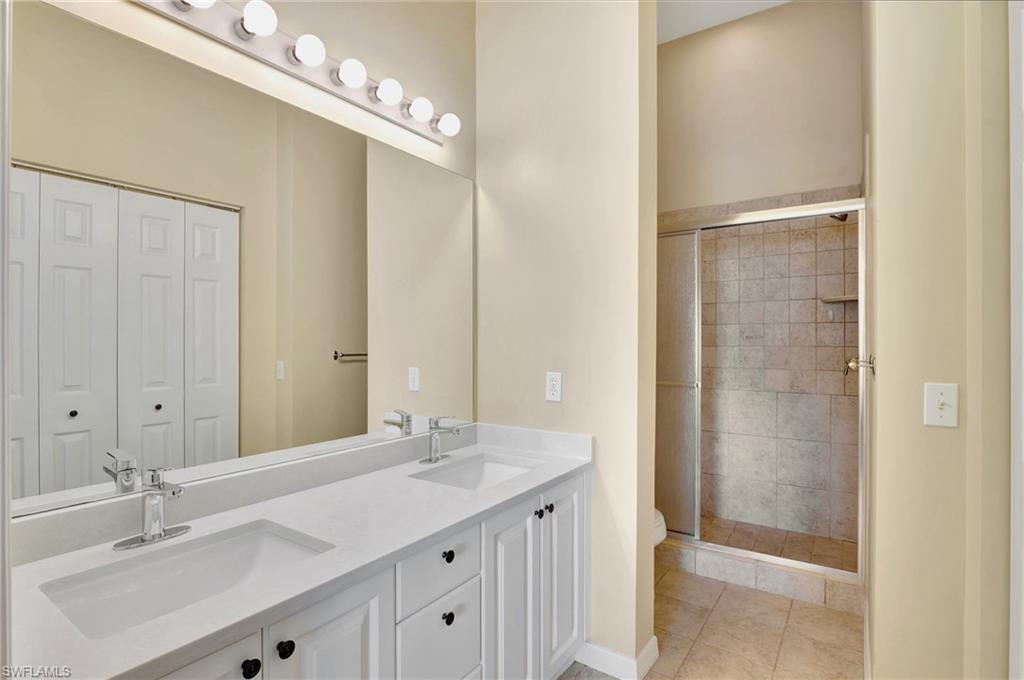 4960 Deerfield WAY Unit: E-203