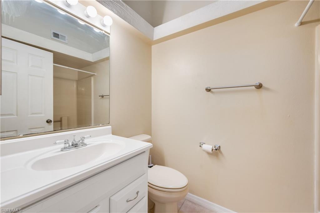 1482 La Petite CT
