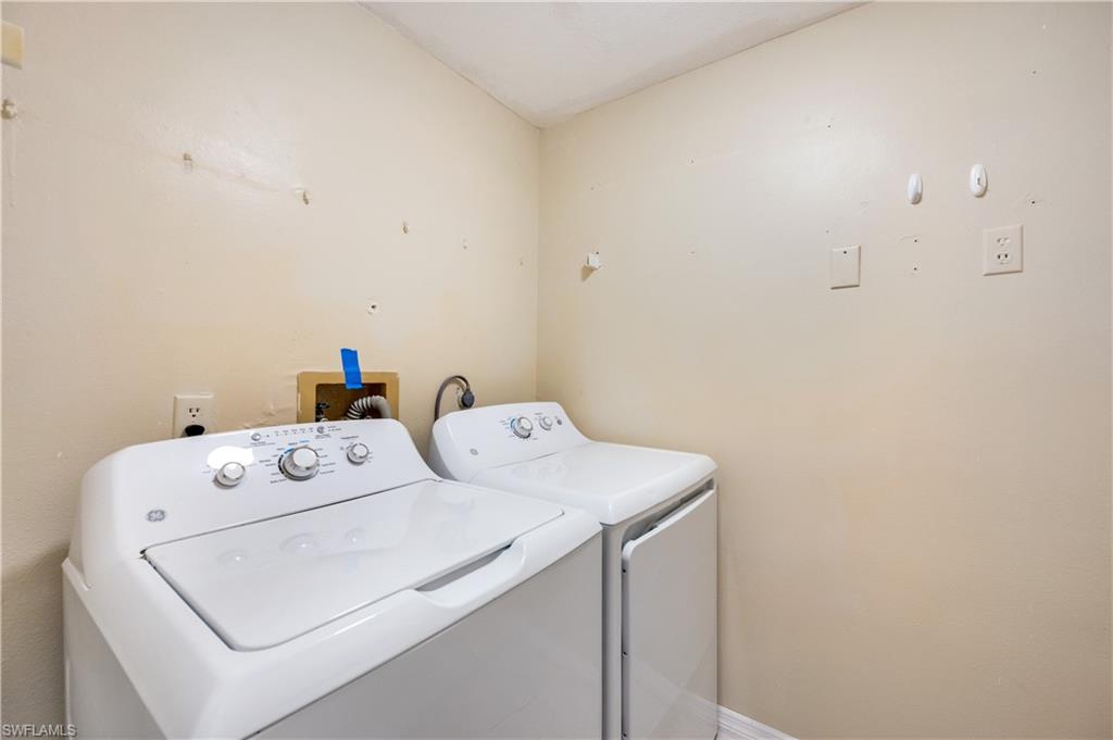 1482 La Petite CT