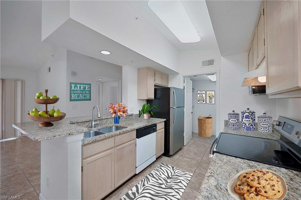 4650 Saint Croix LN # 736