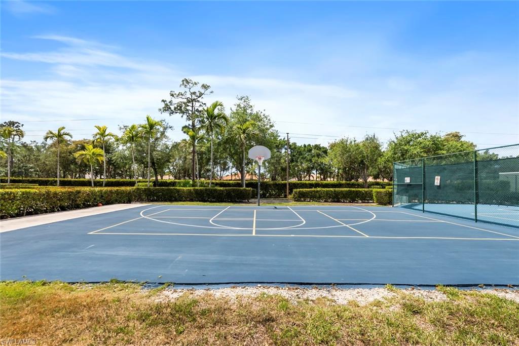 23560 Walden Center DR # 306